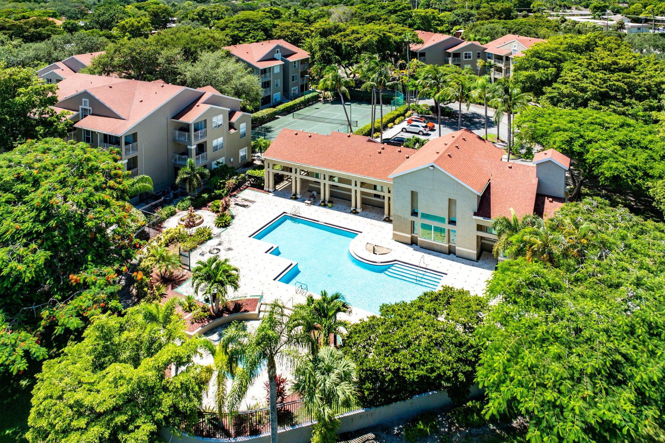 1780 Palm Cove Boulevard 6-105