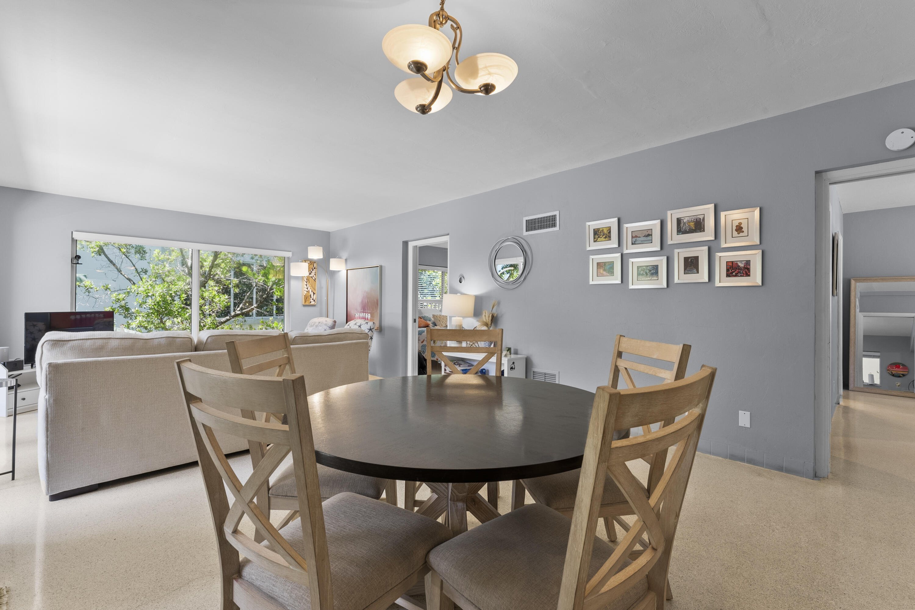 1203 Hillsboro Mile 5b