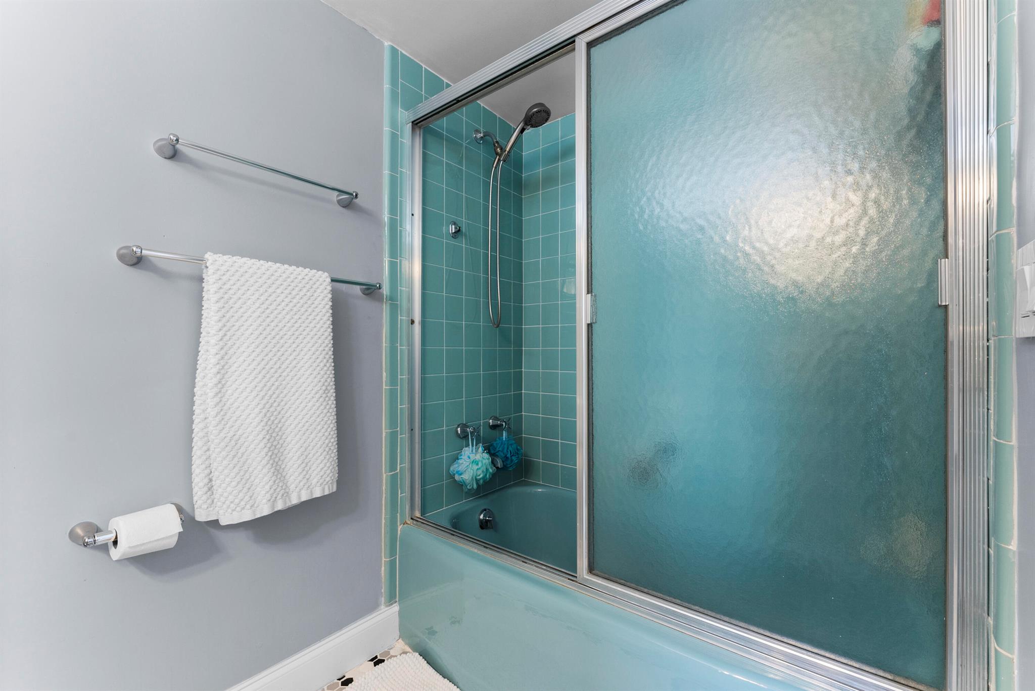 1203 Hillsboro Mile 5b