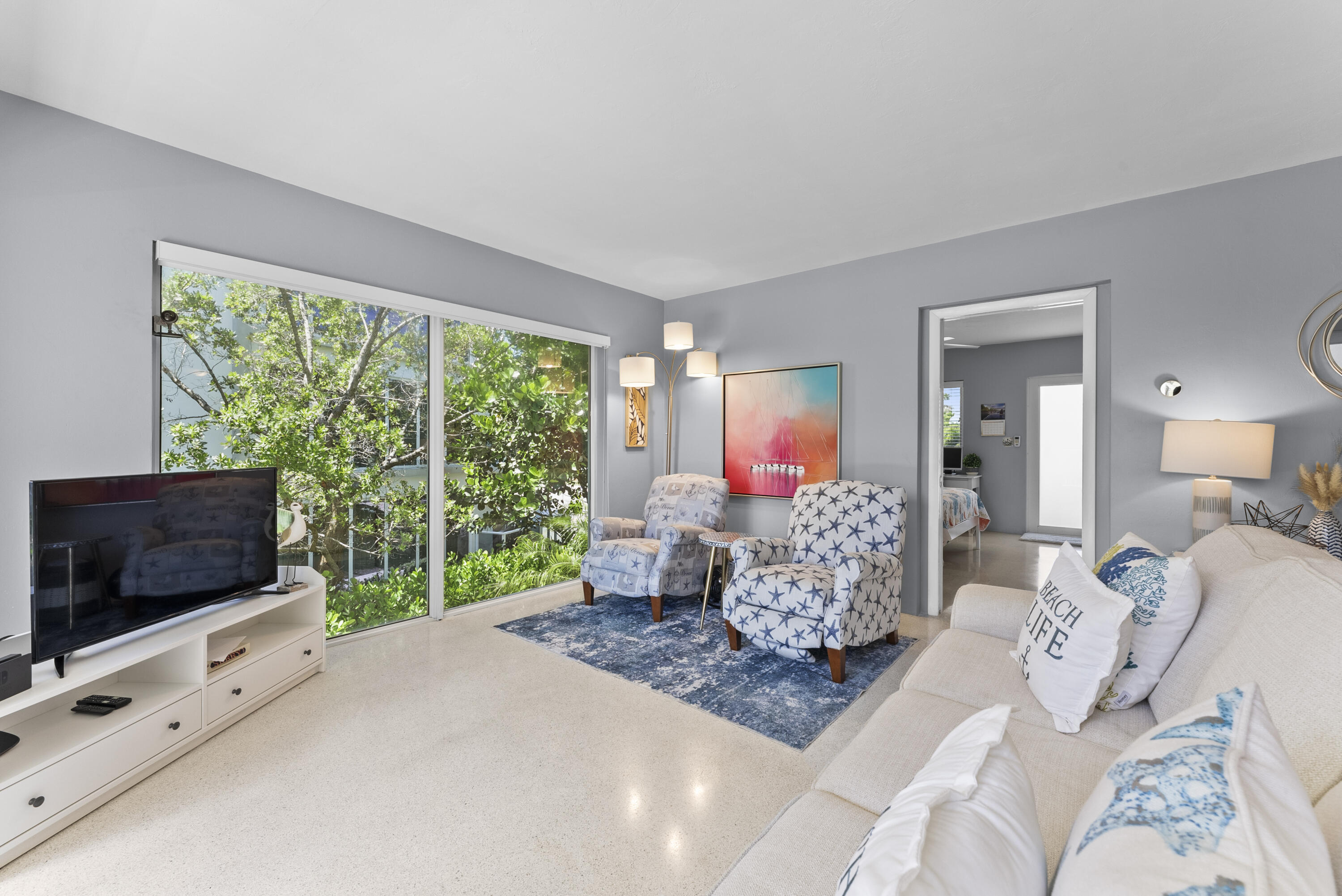 1203 Hillsboro Mile 5b