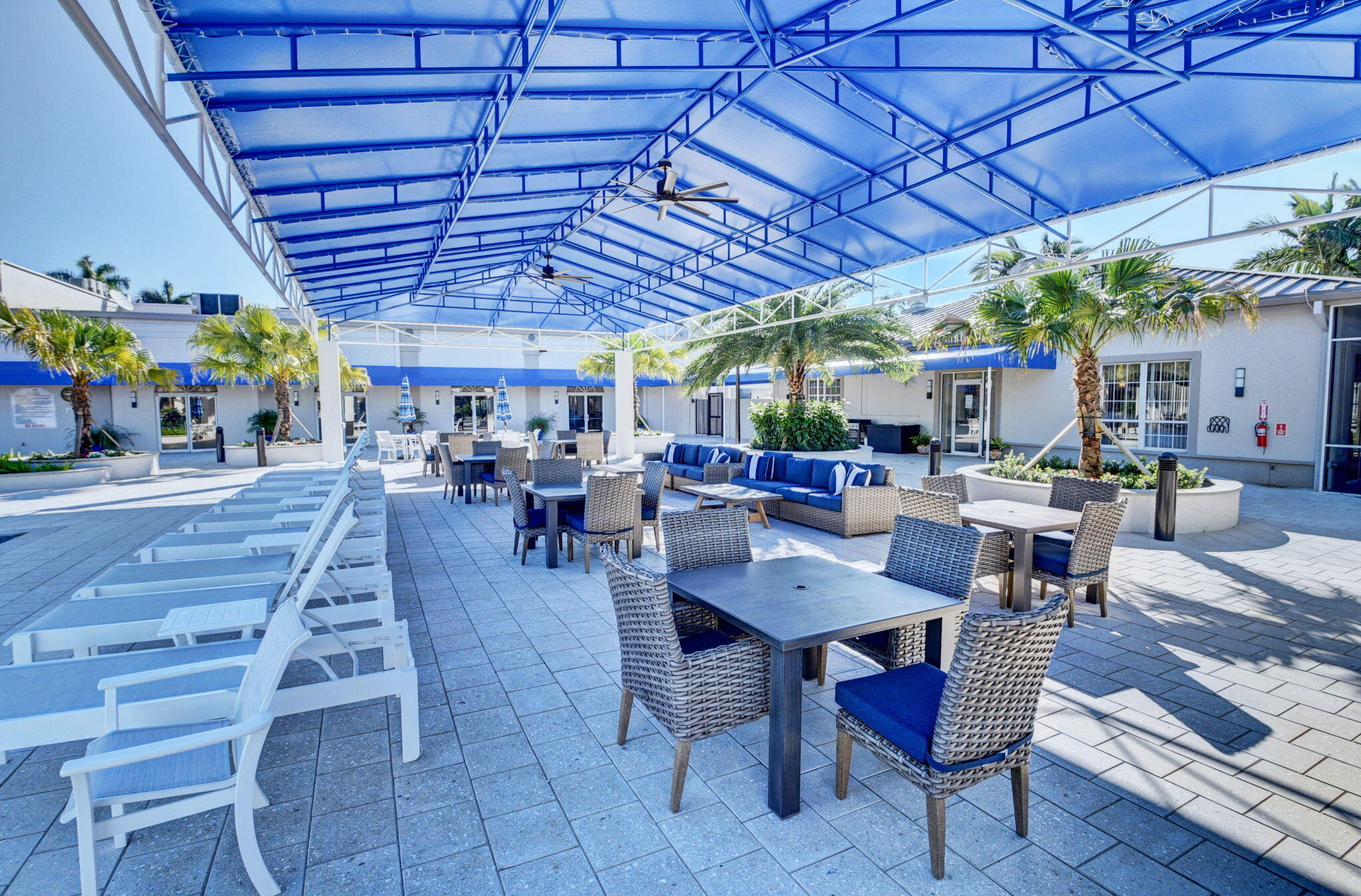 9914 Harbour Lake Circle