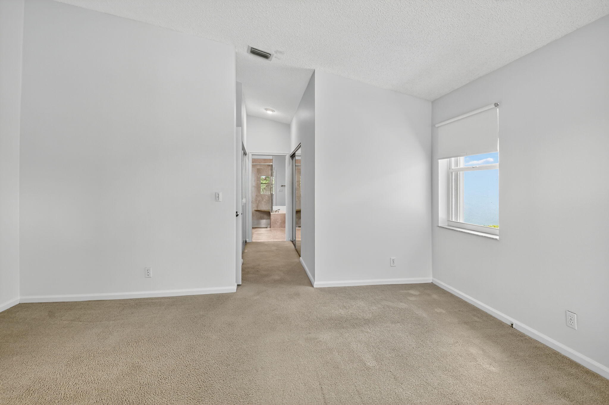 9914 Harbour Lake Circle