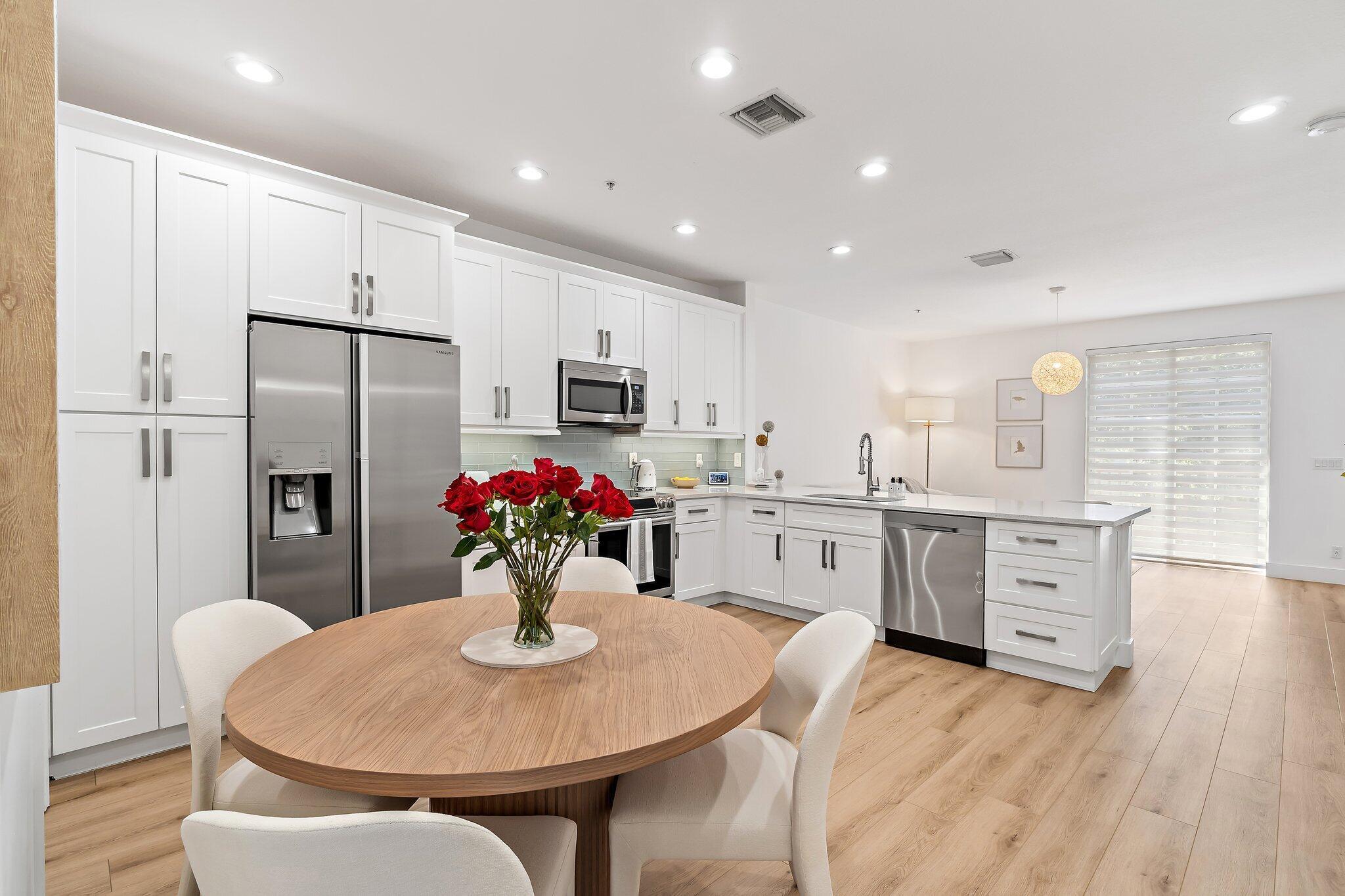 113 W Indian Crossing Circle