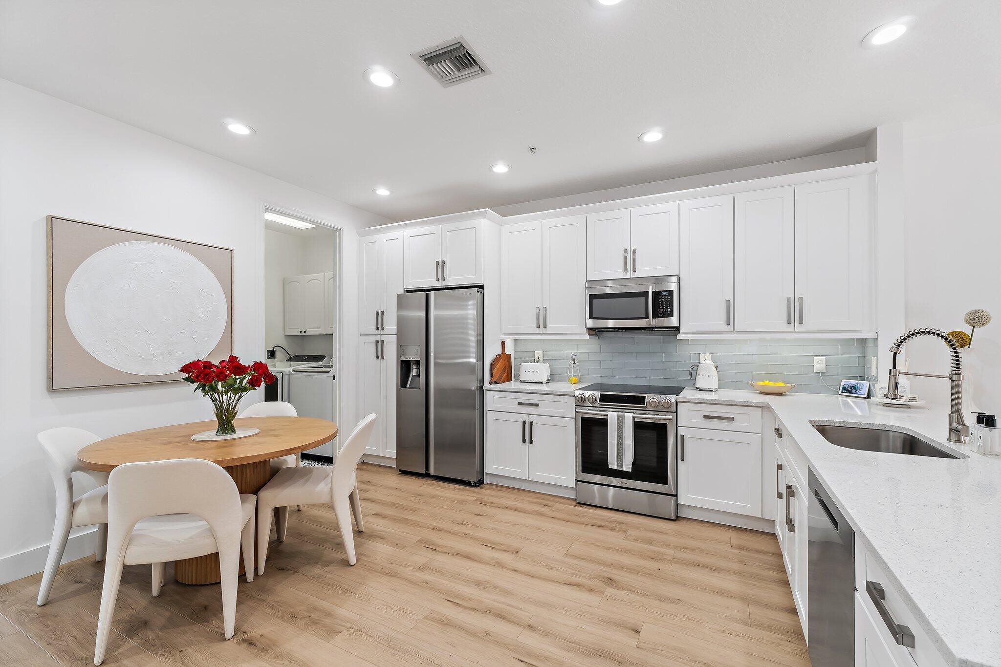 113 W Indian Crossing Circle