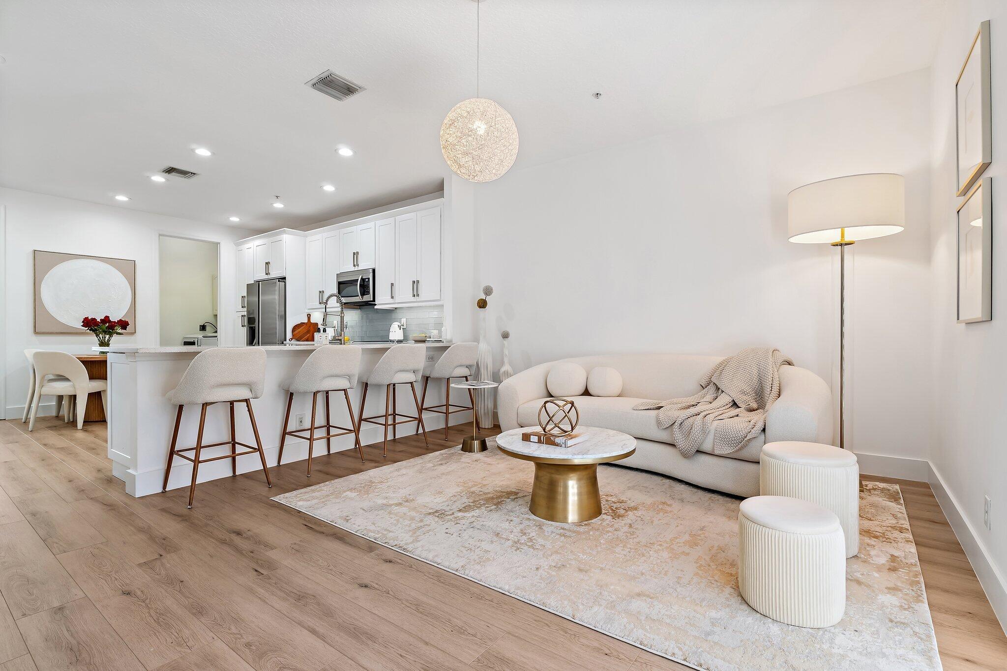 113 W Indian Crossing Circle