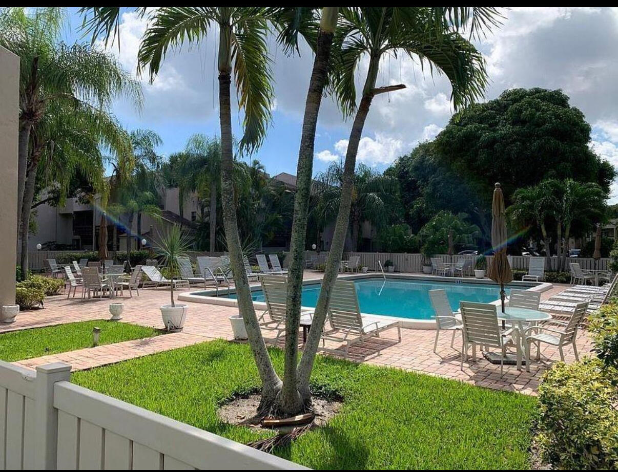 170 NW 70th Street E 1030, Boca Raton Unit: 1030