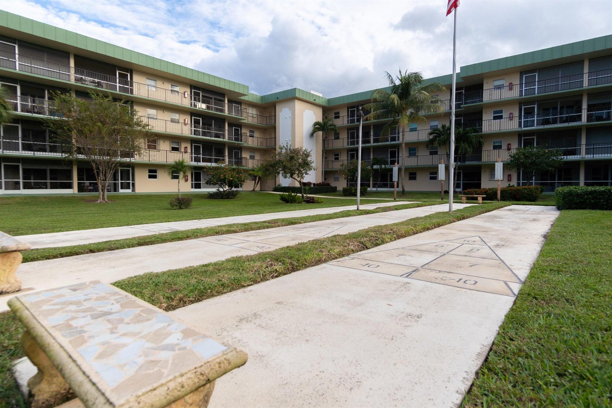 804 SE 7th Street 301