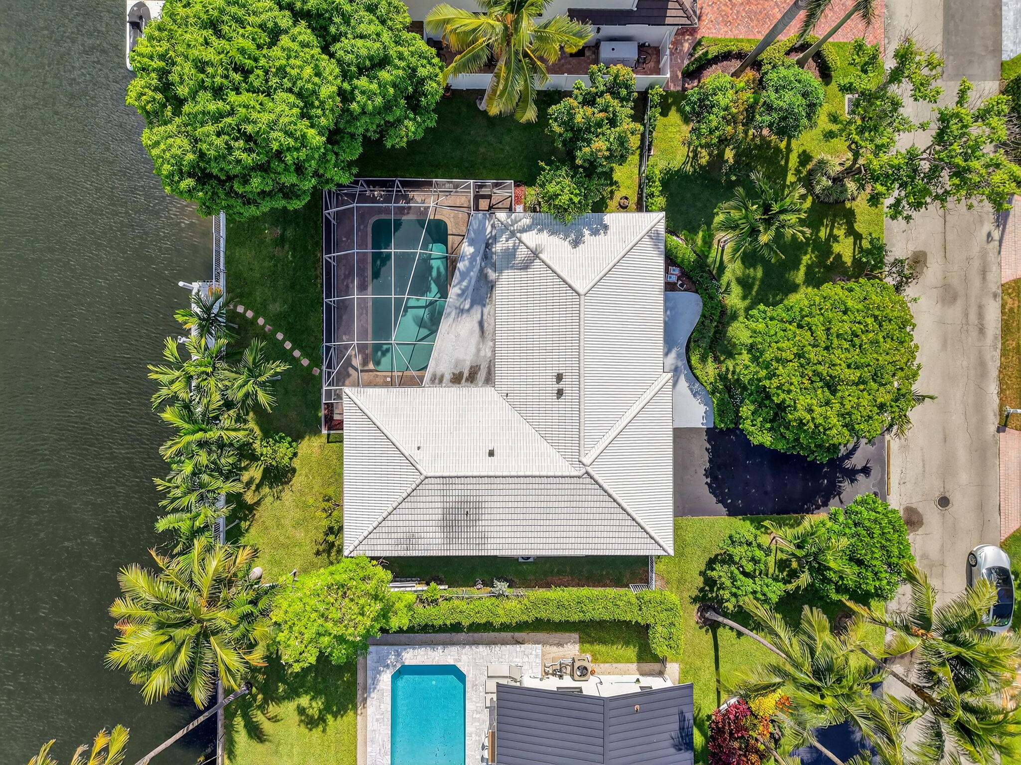 937 Banyan Drive