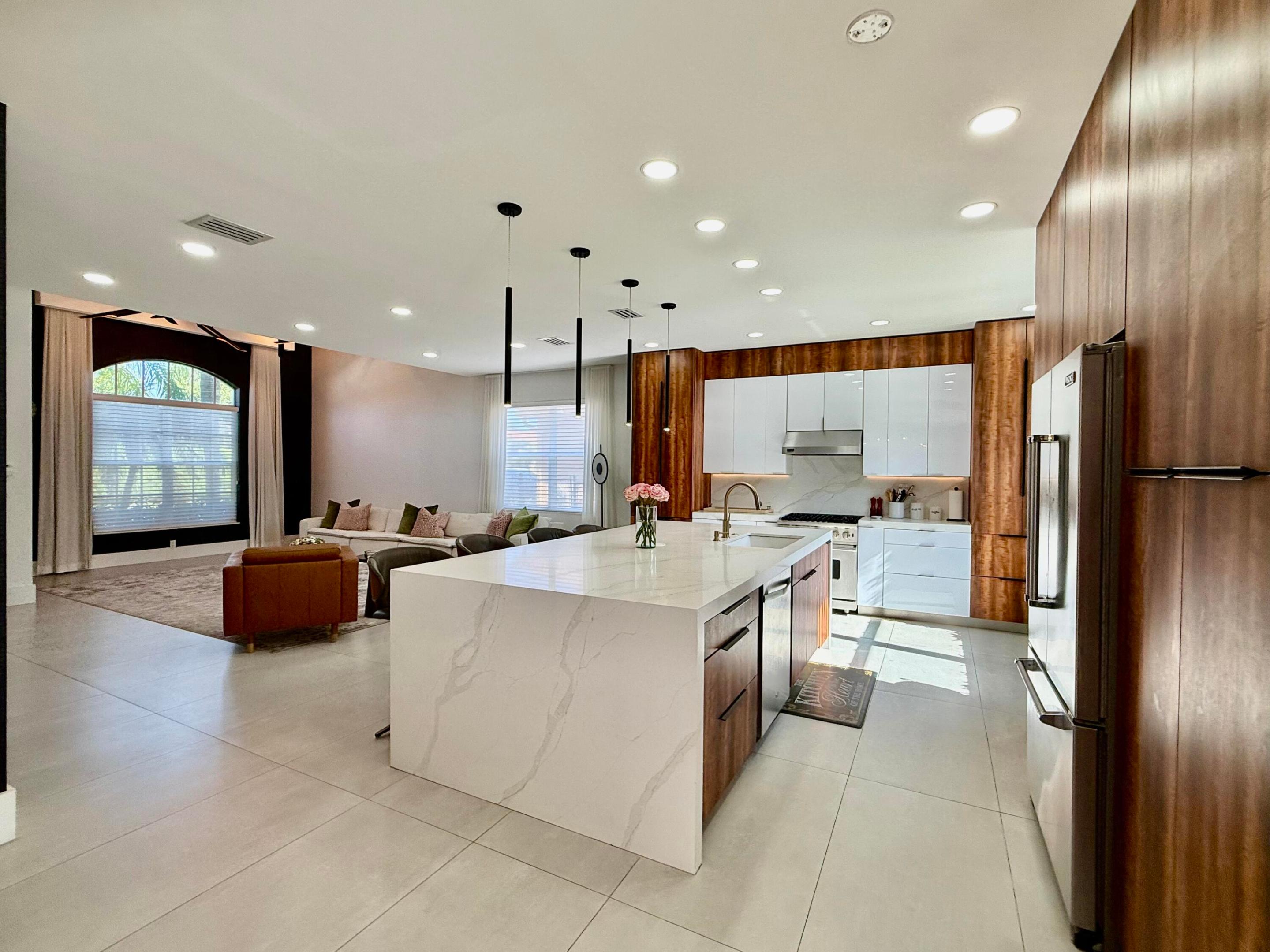 1534 Newhaven Point Lane