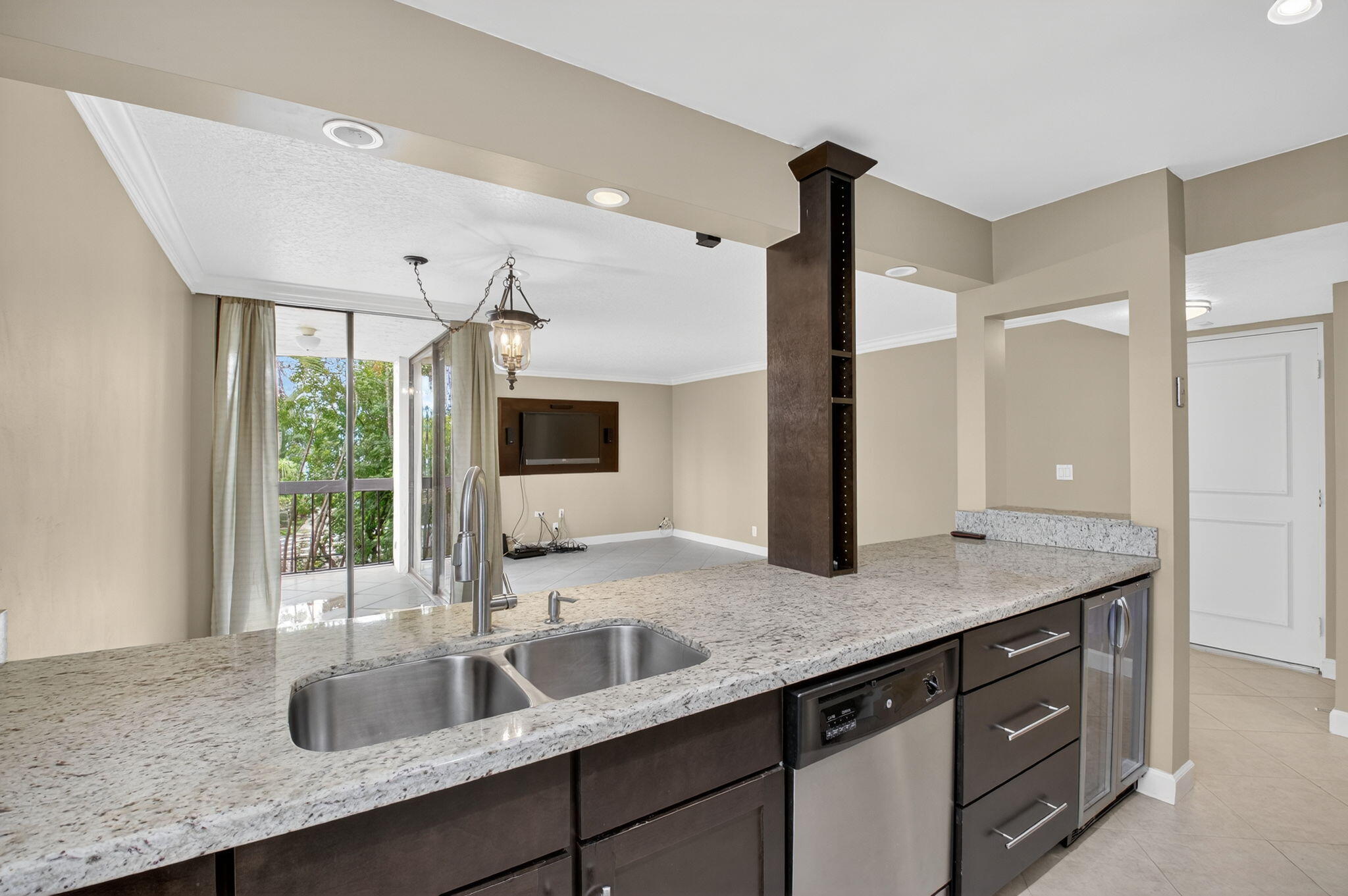 450 Egret Circle 9201