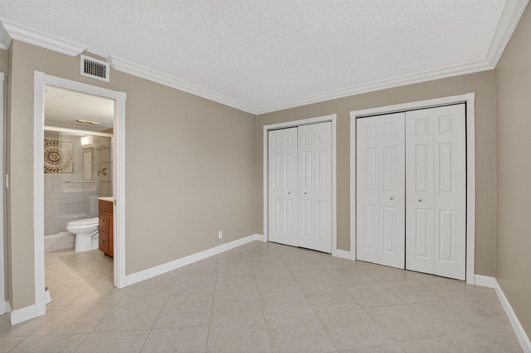 450 Egret Circle 9201
