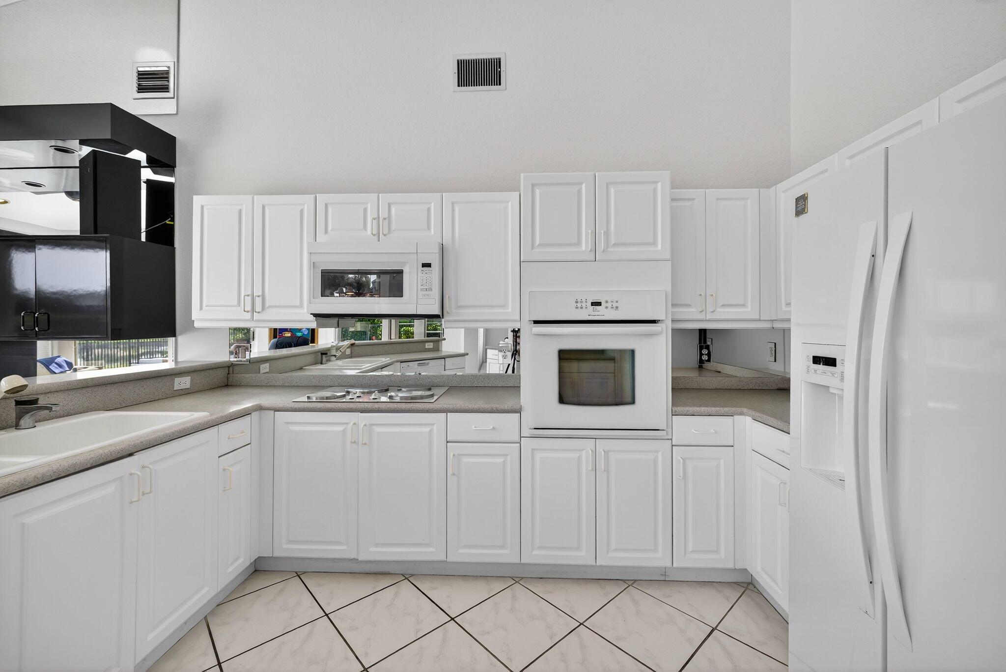 7728 Bridlington Drive