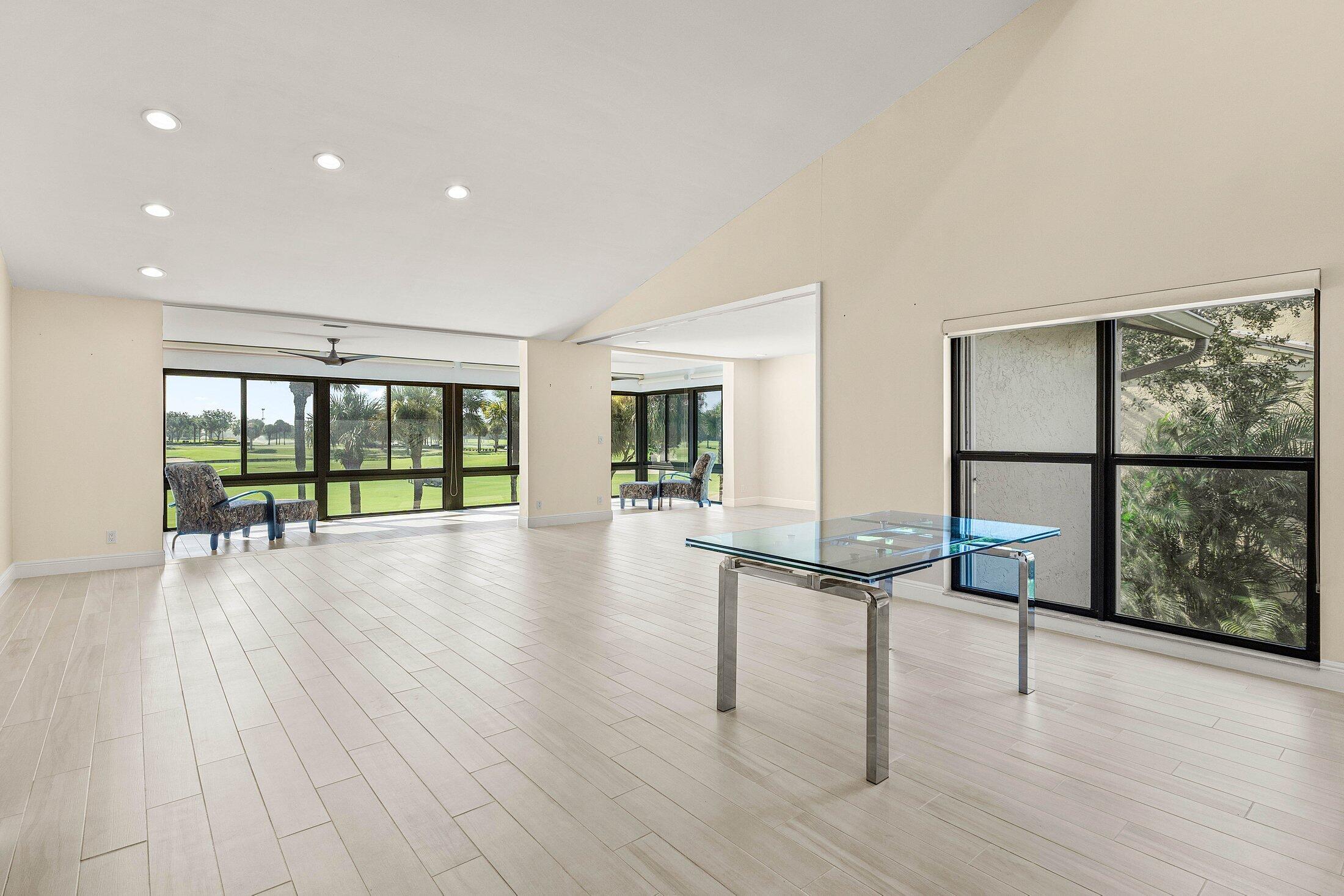 7 Eastgate Drive D