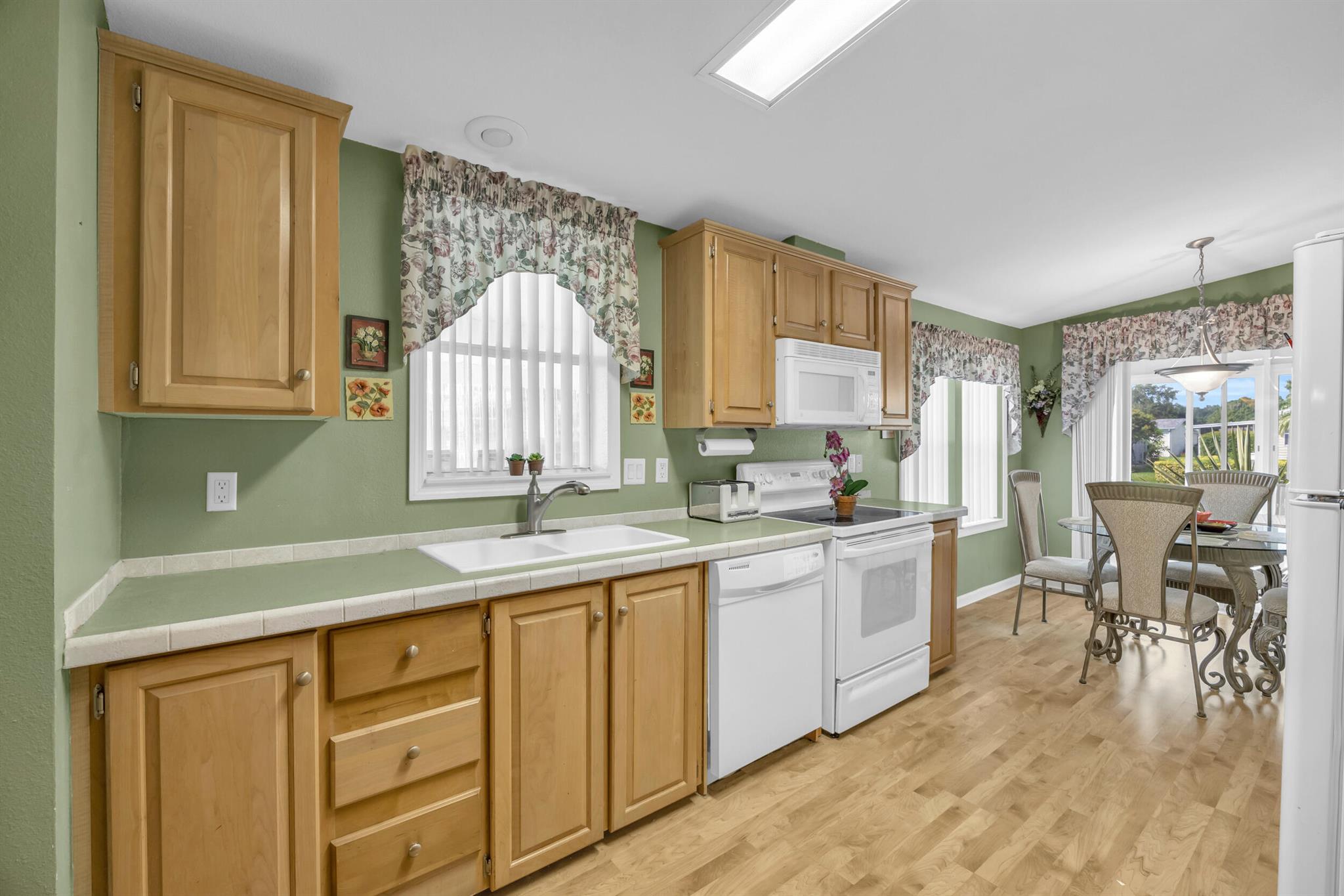 2904 Nine Iron Drive