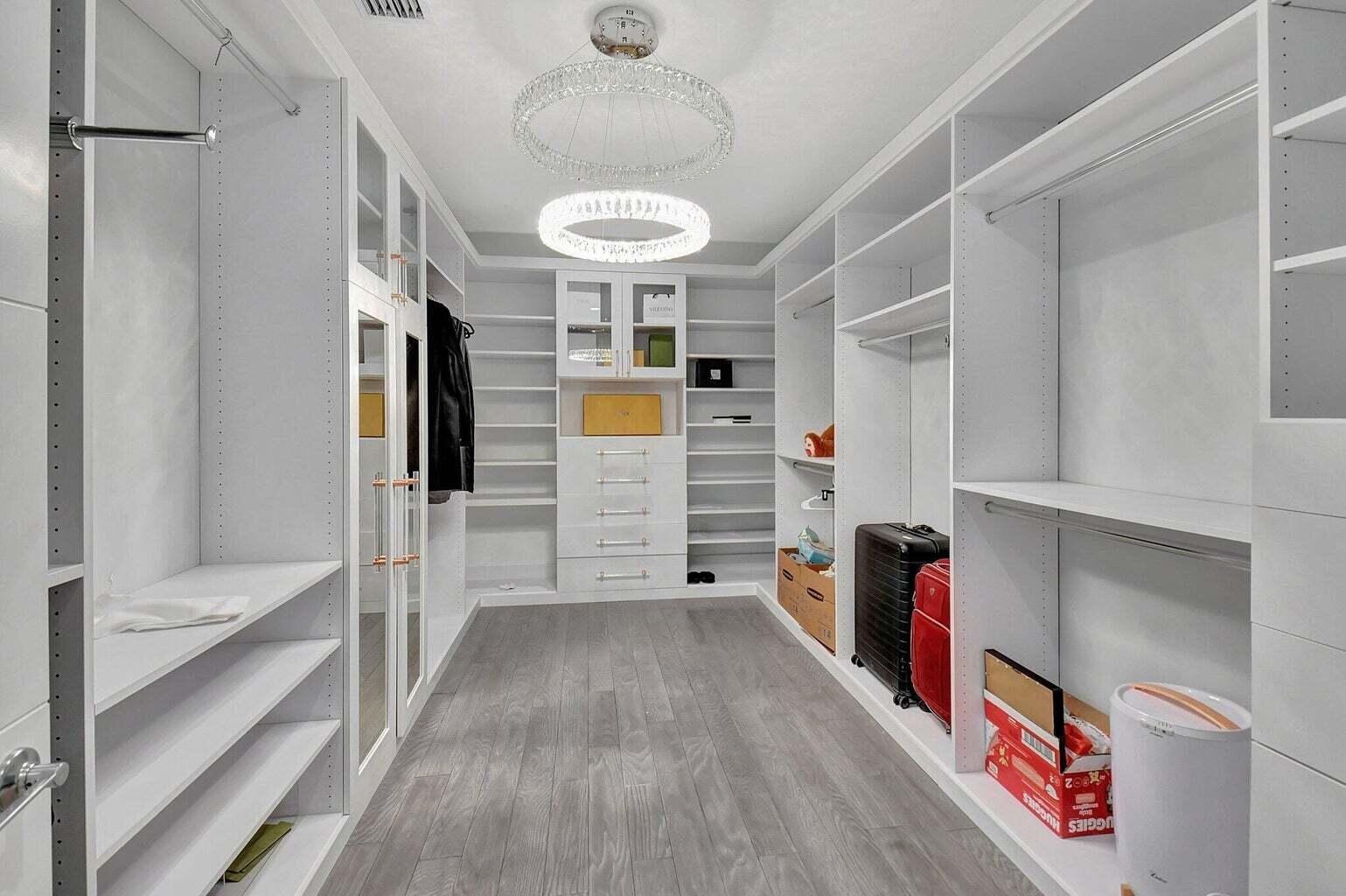 17411 Sea Blossom Way