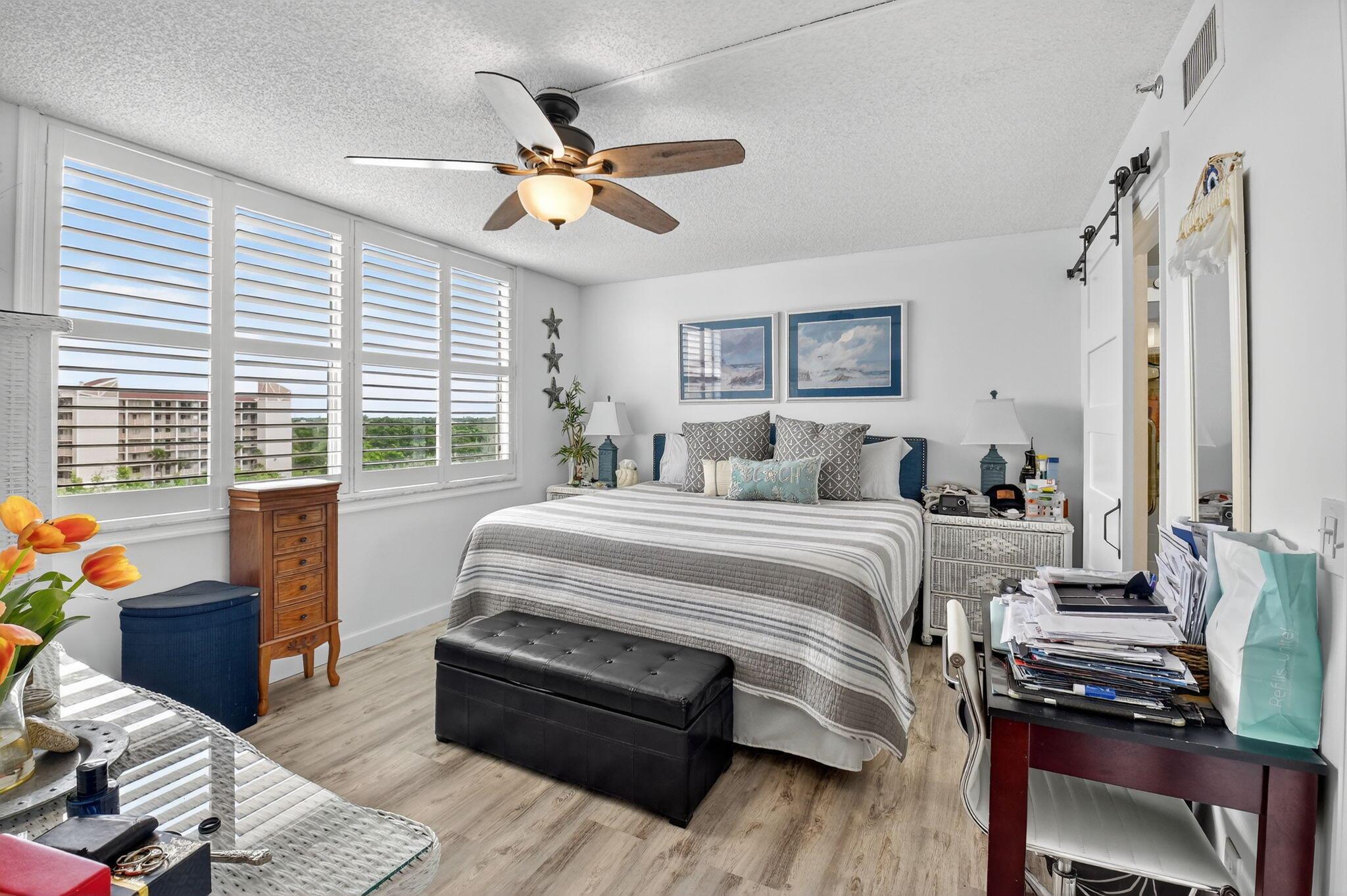 14527 Bonaire Boulevard 702