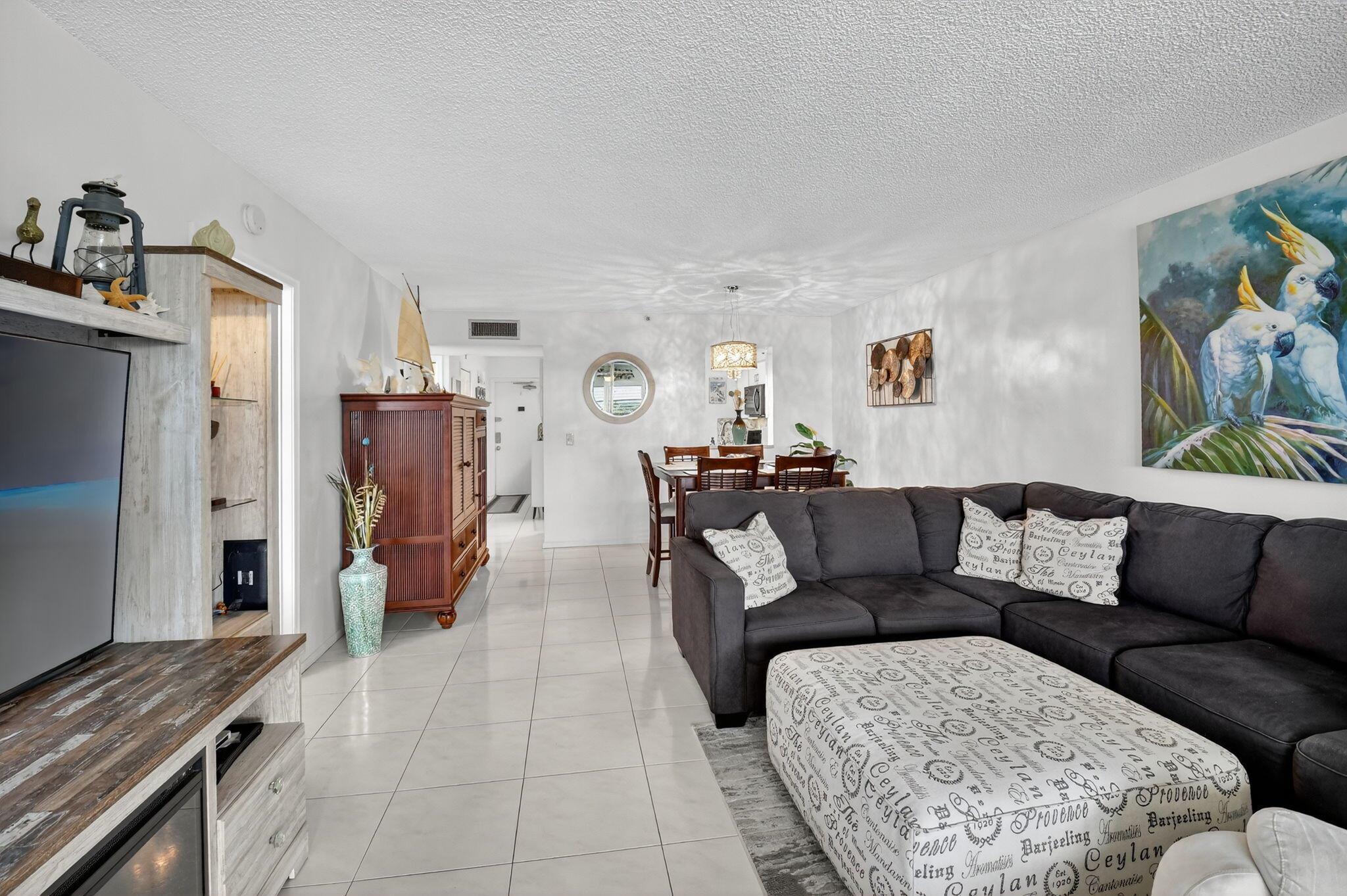 14527 Bonaire Boulevard 702