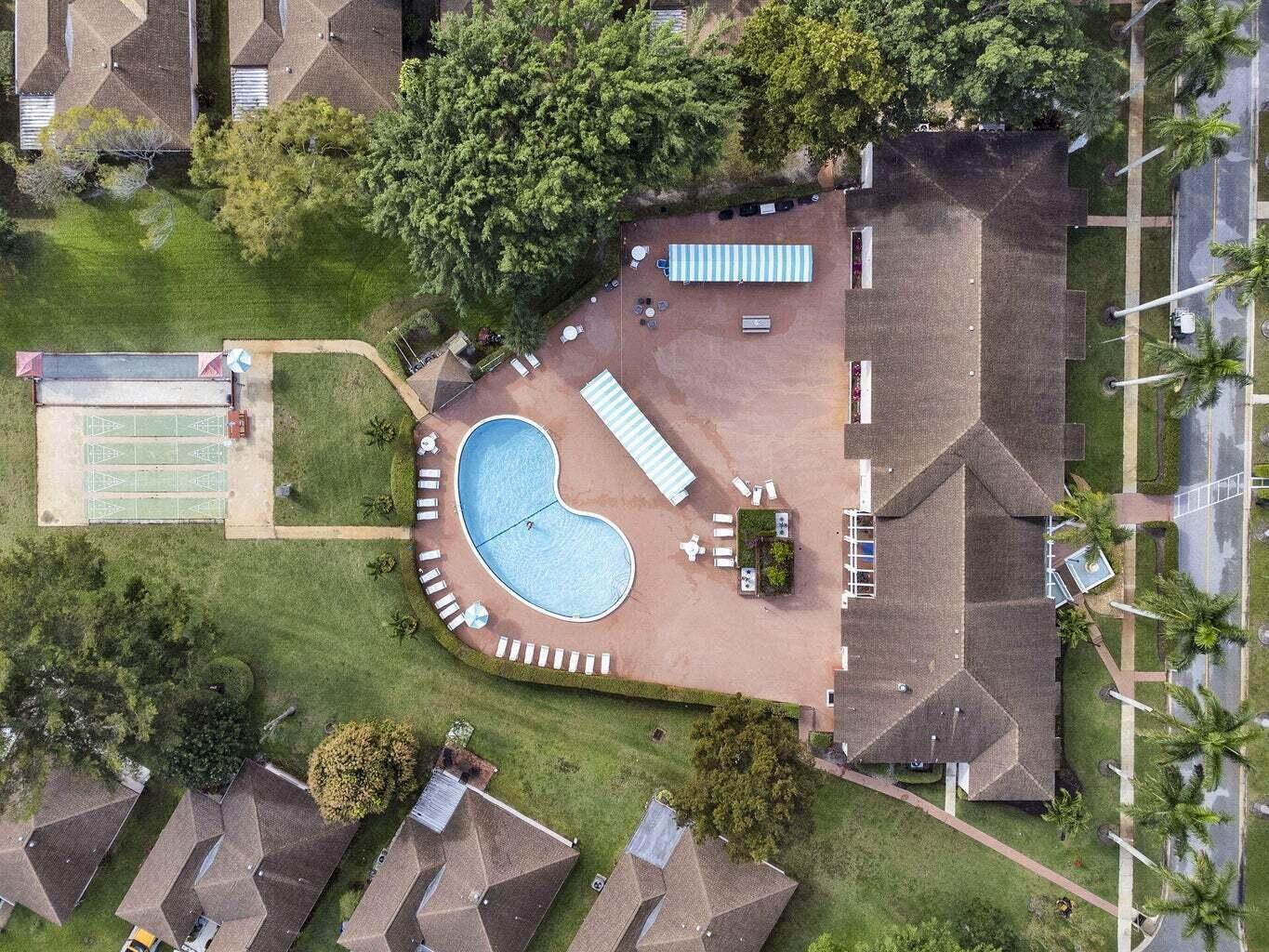 14527 Bonaire Boulevard 702