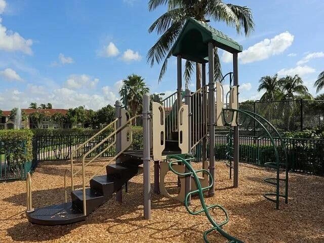 15175 Michelangelo Boulevard 206