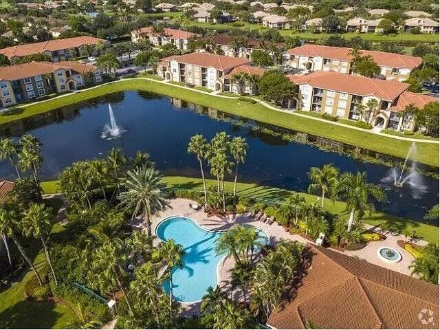 15175 Michelangelo Boulevard 206