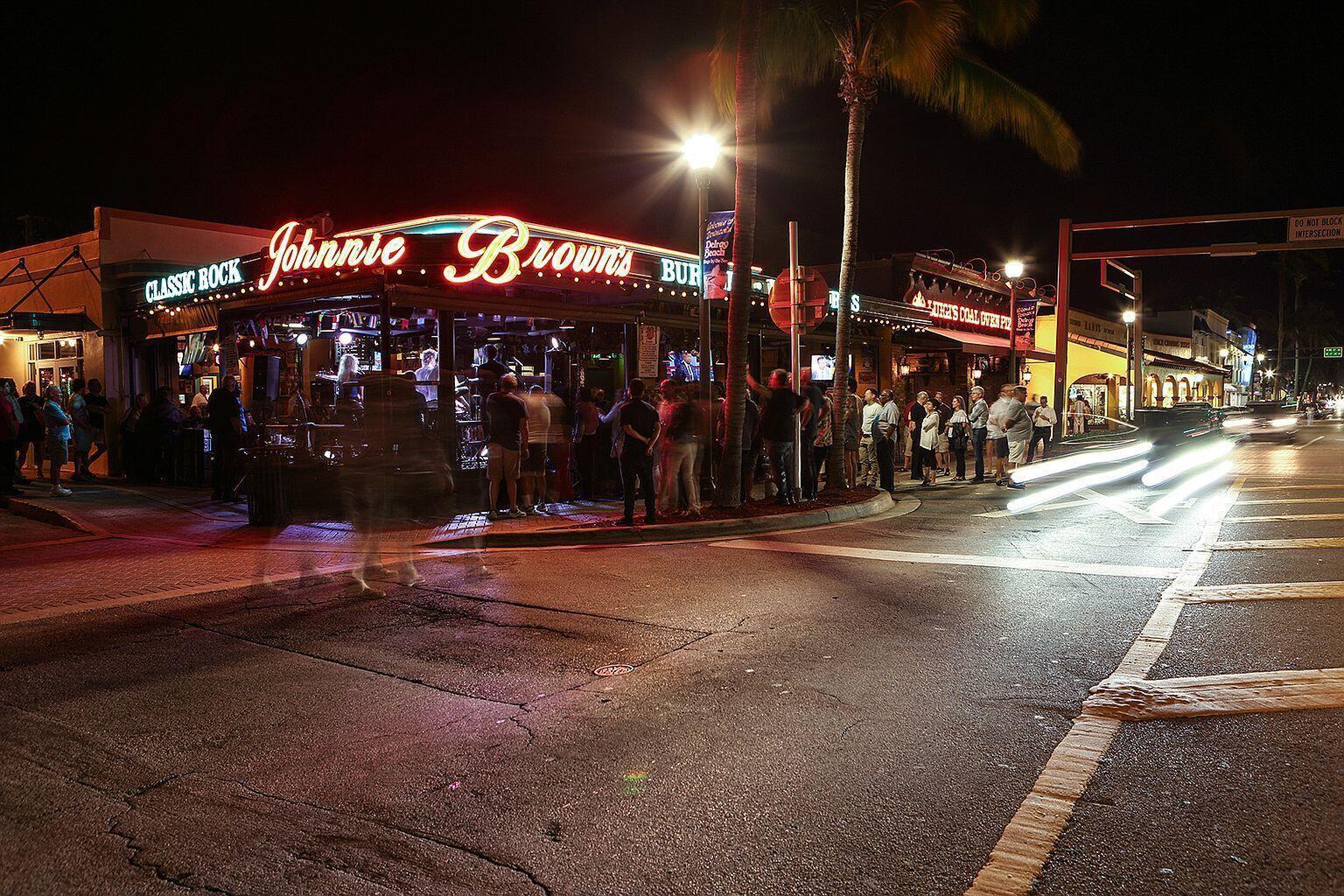 15175 Michelangelo Boulevard 206