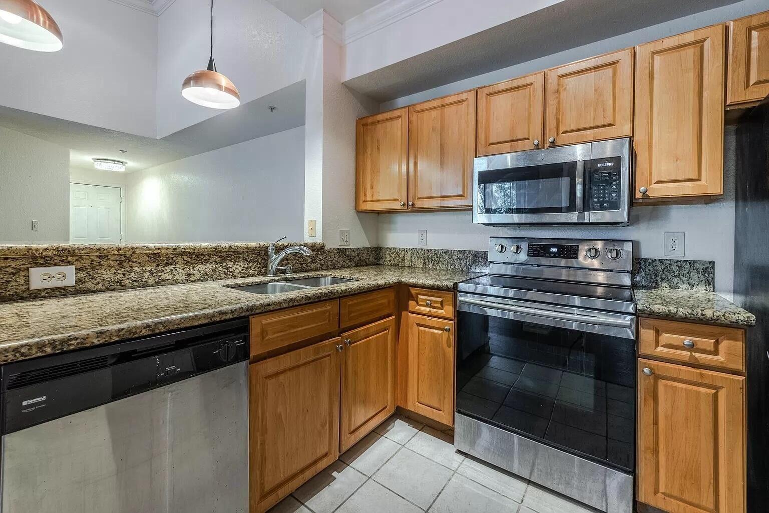 15175 Michelangelo Boulevard 206