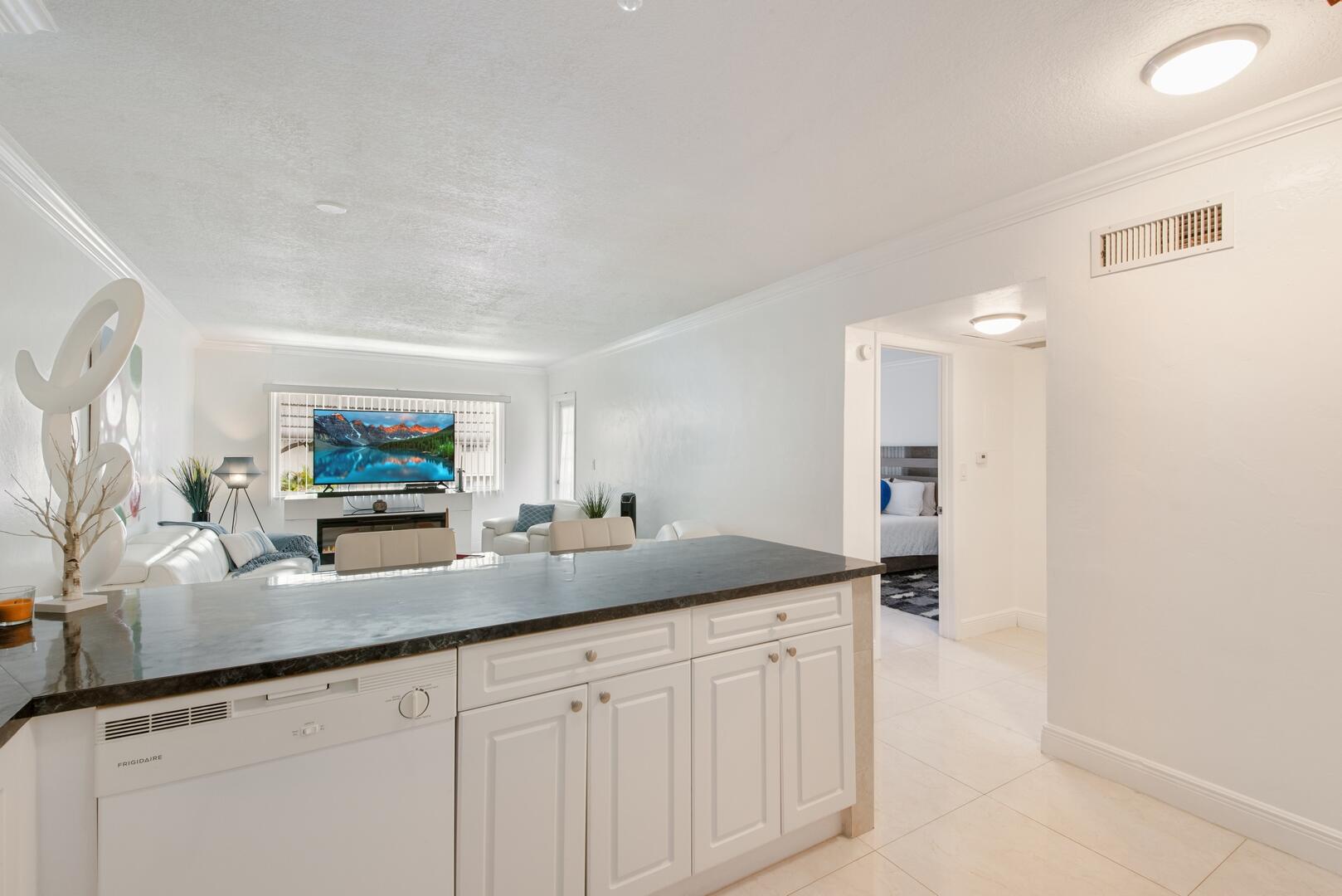 2581 N Garden Drive 206