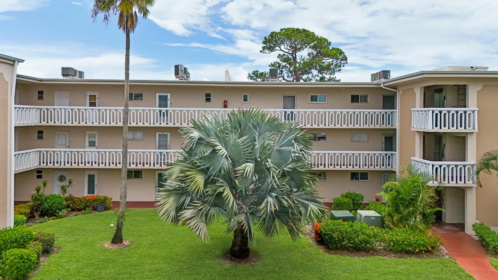 2581 N Garden Drive 206