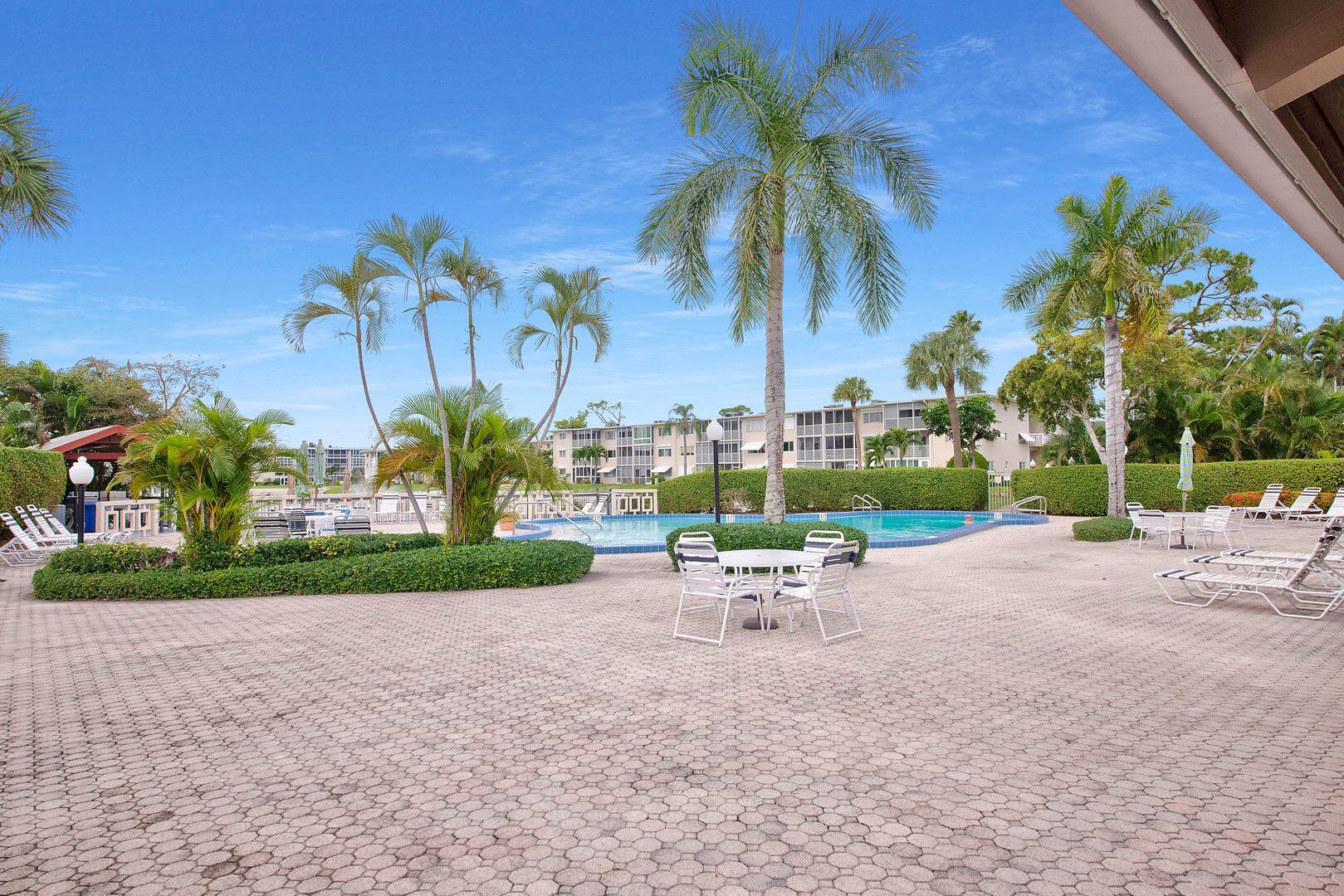 2581 N Garden Drive 206
