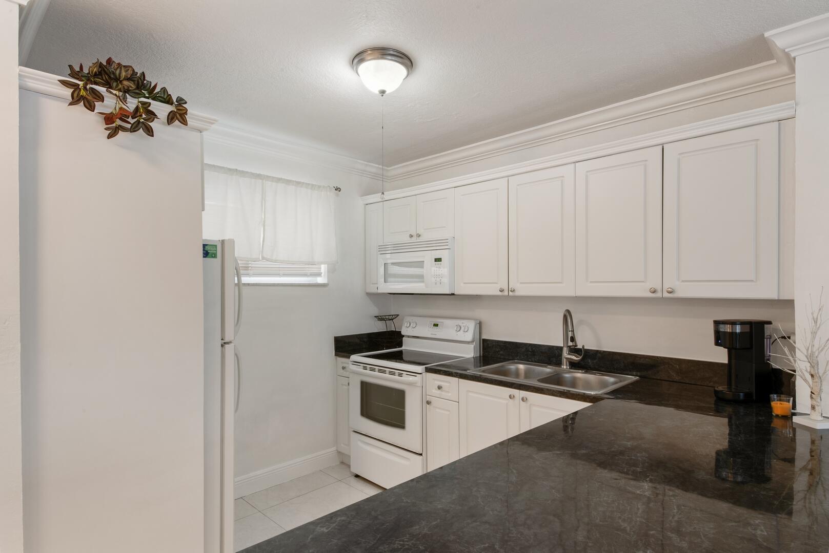 2581 N Garden Drive 206