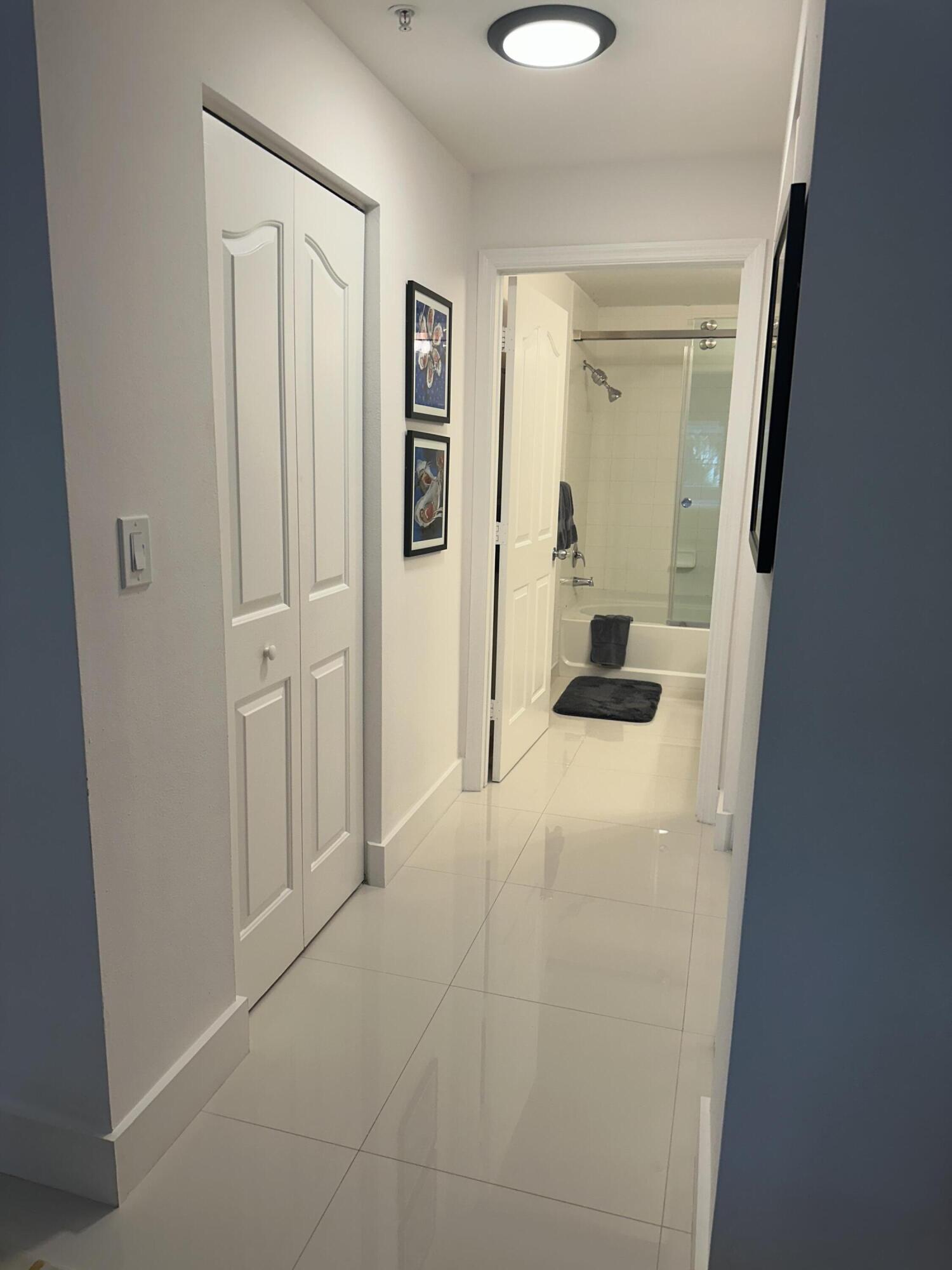 250 NE 3rd Avenue 218