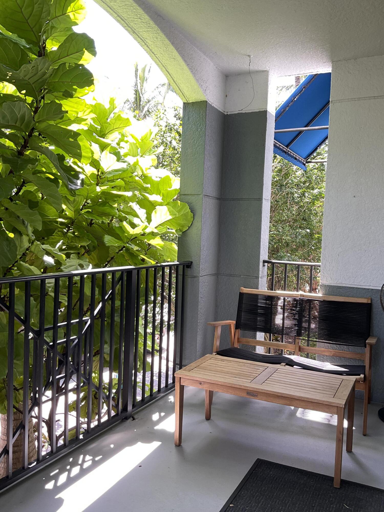 250 NE 3rd Avenue 218