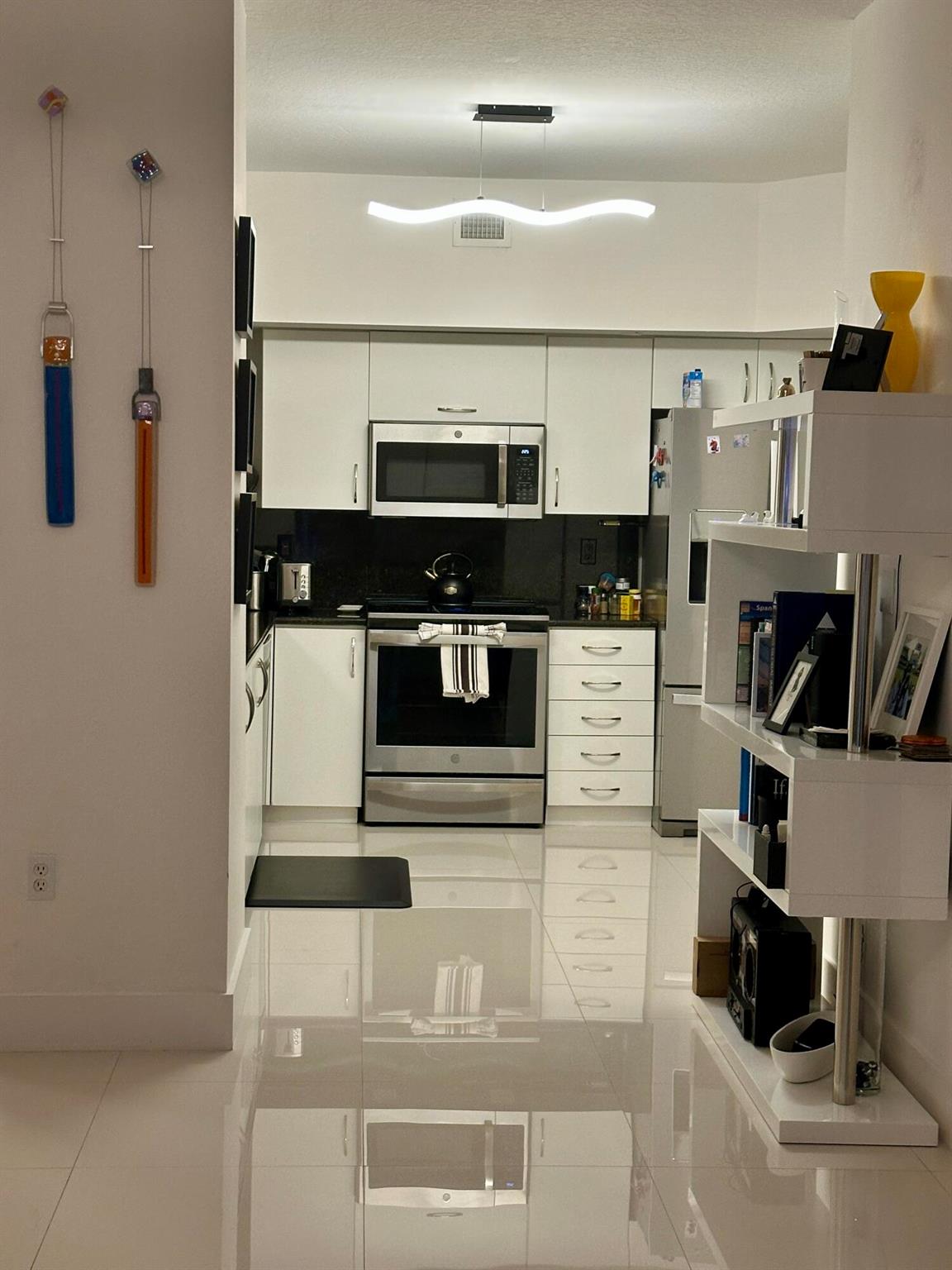 250 NE 3rd Avenue 218