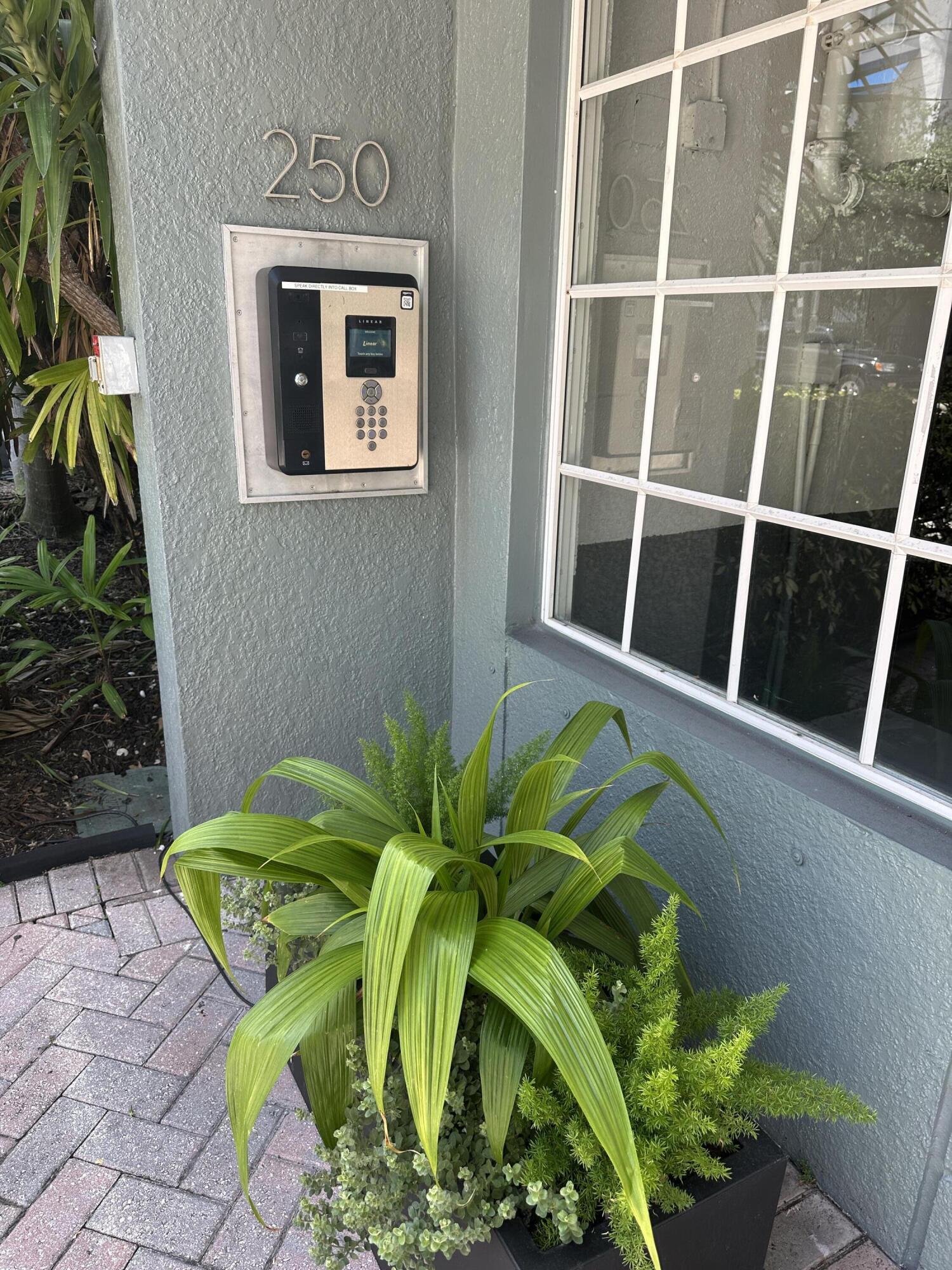 250 NE 3rd Avenue 218