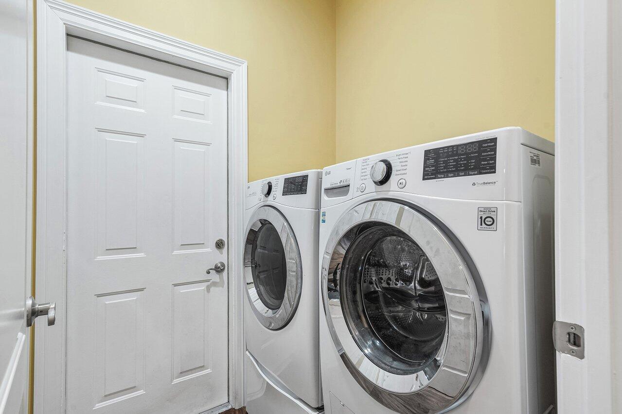 6052 Terra Mere Circle