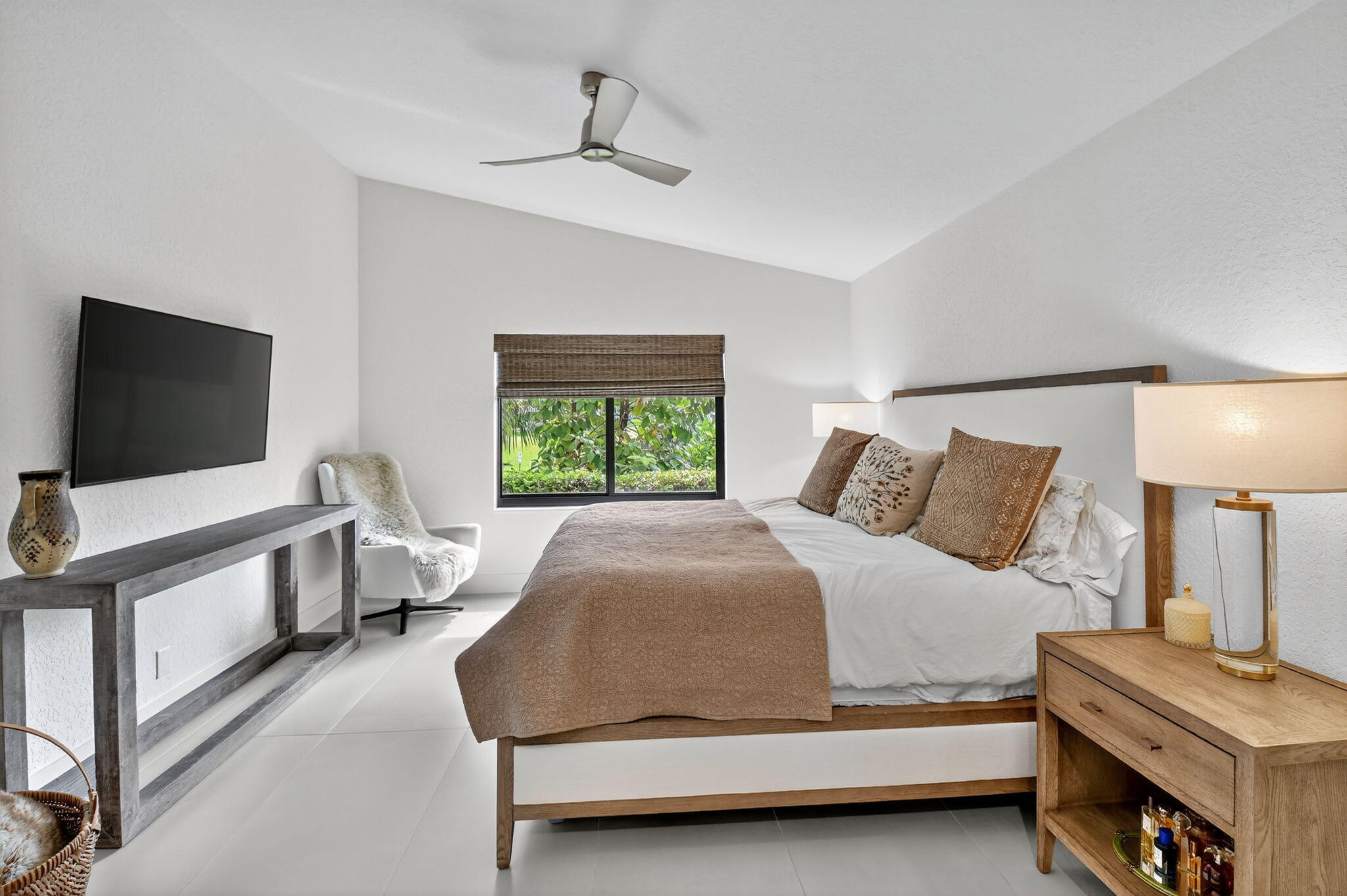 1175 Sea Grape Circle