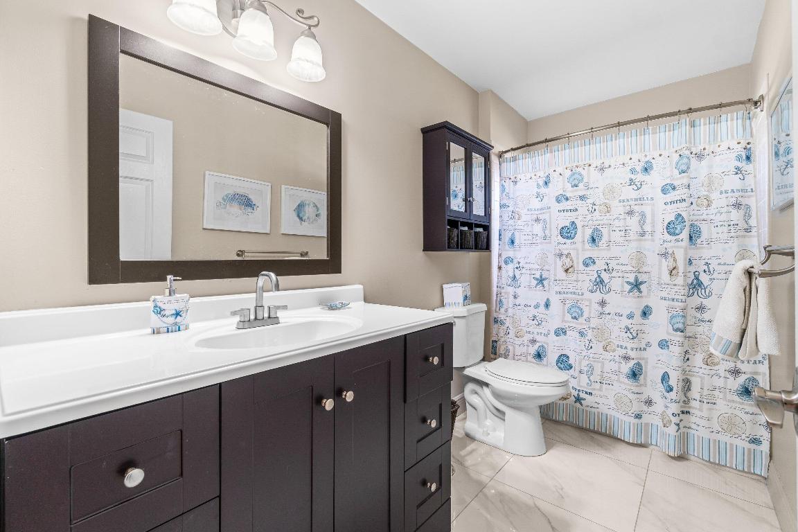 9095 Picot Court Court