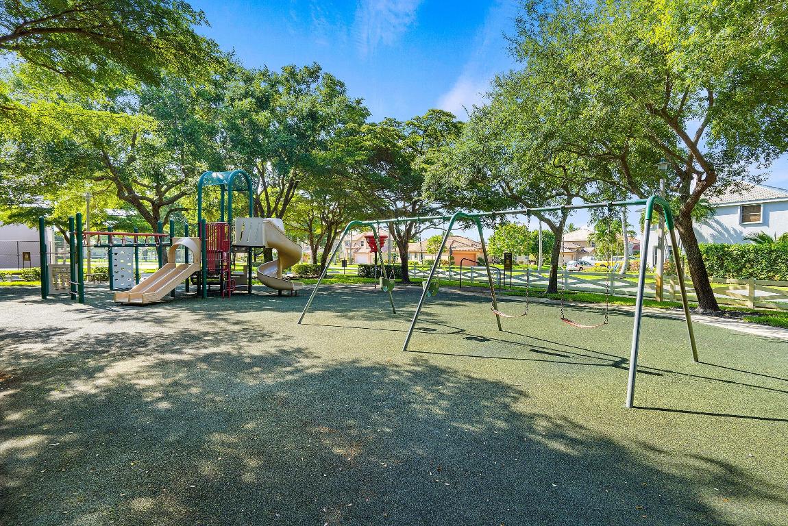 9095 Picot Court Court