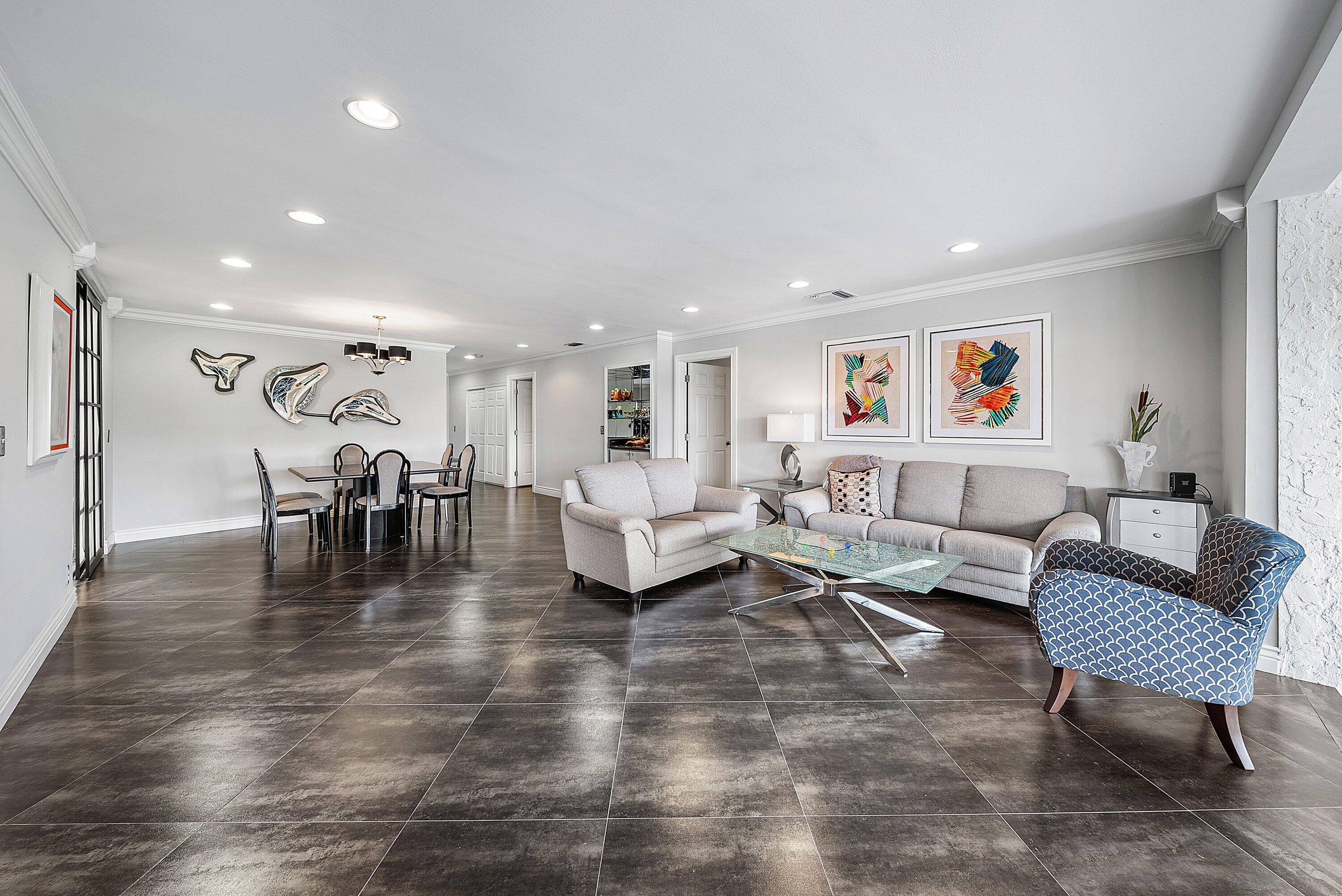 23 Eastgate Drive C