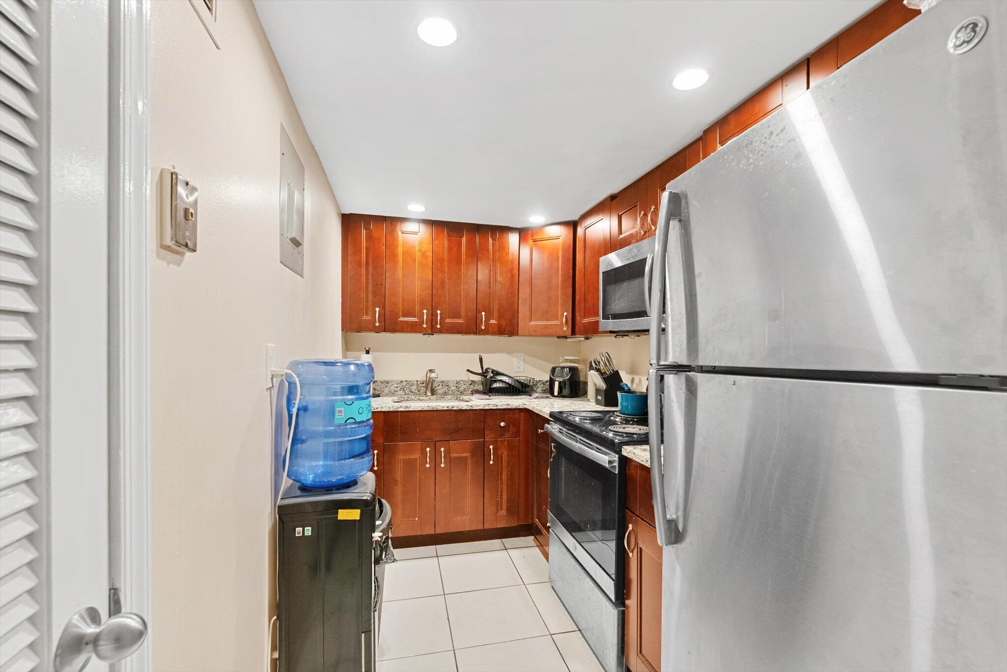 200 S Birch Road 204