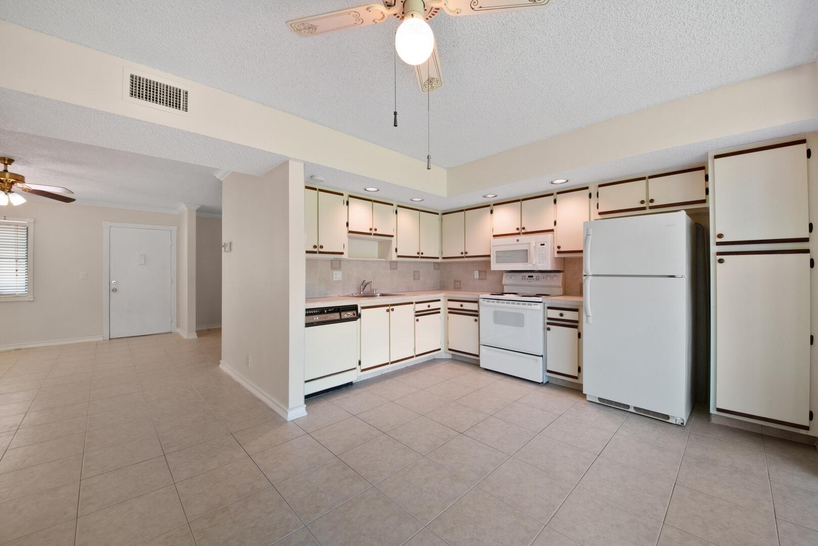 5310 Las Verdes Circle 118