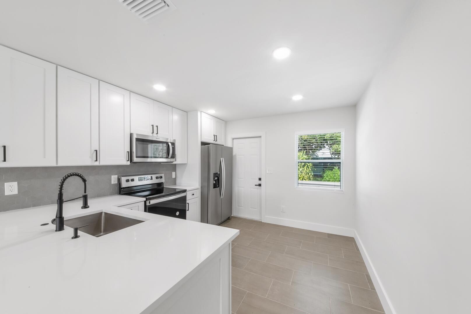 823-825 NW 30th Court 1-2