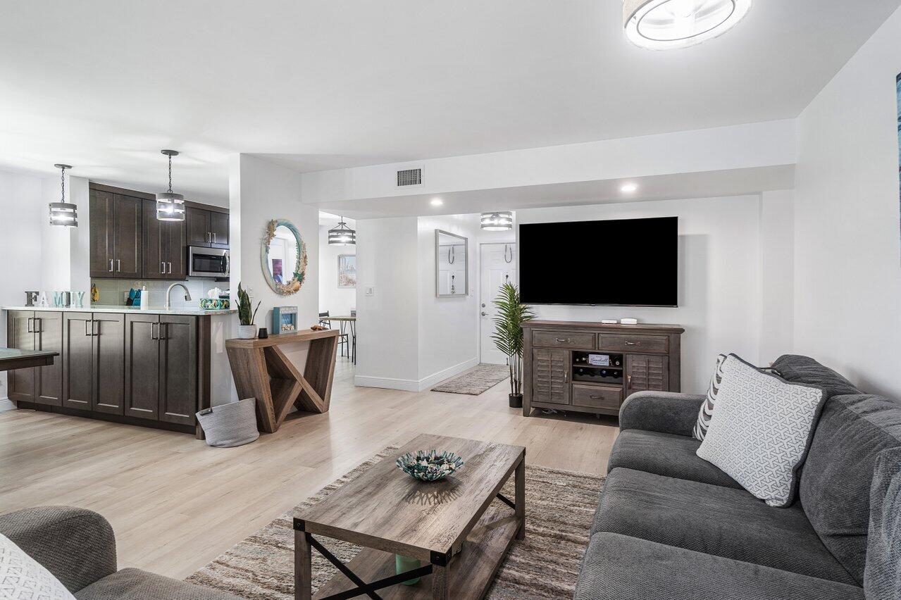 10851 Palm Lake Avenue 102