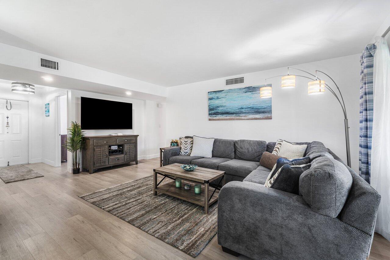 10851 Palm Lake Avenue 102