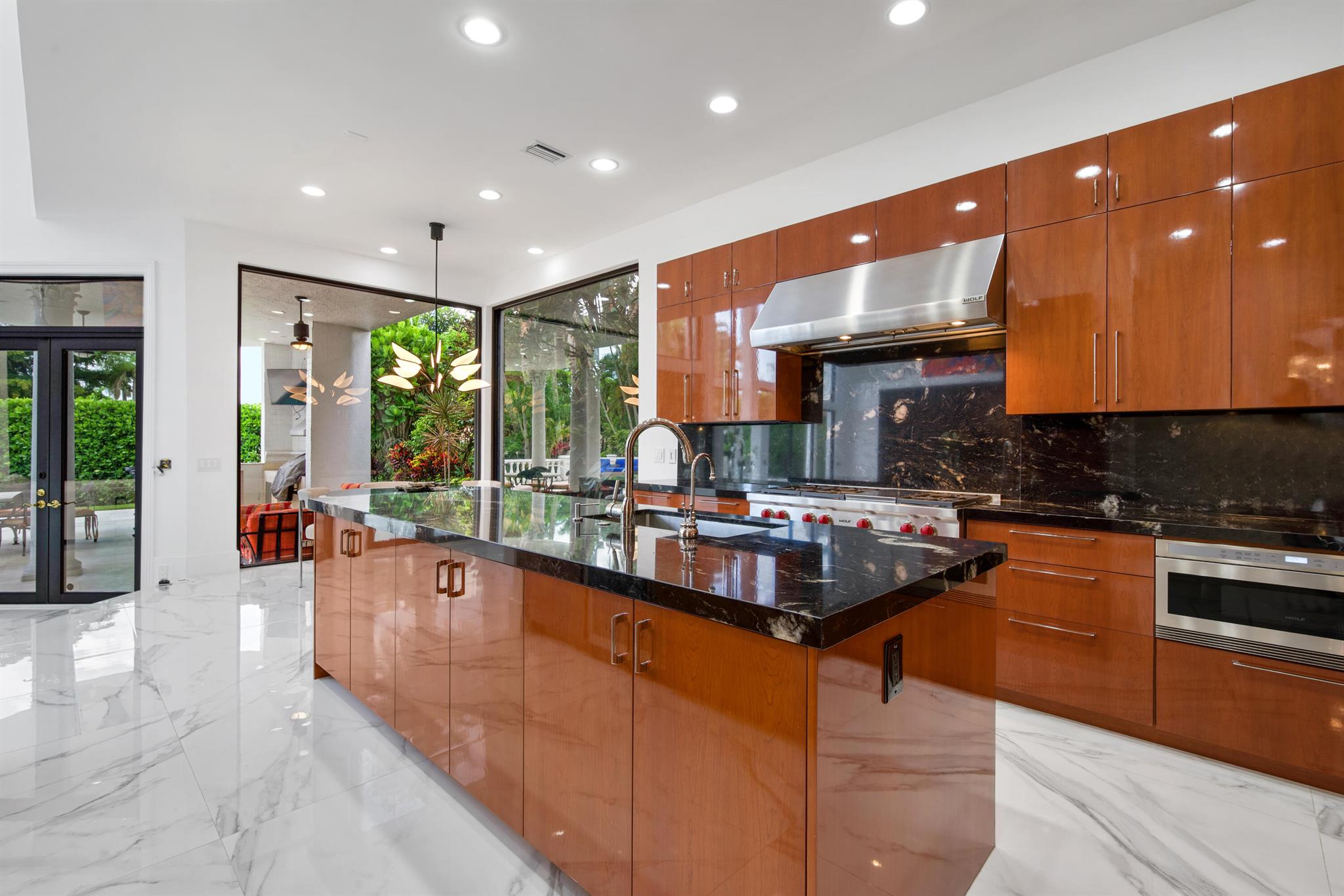 7000 Lions Head Lane