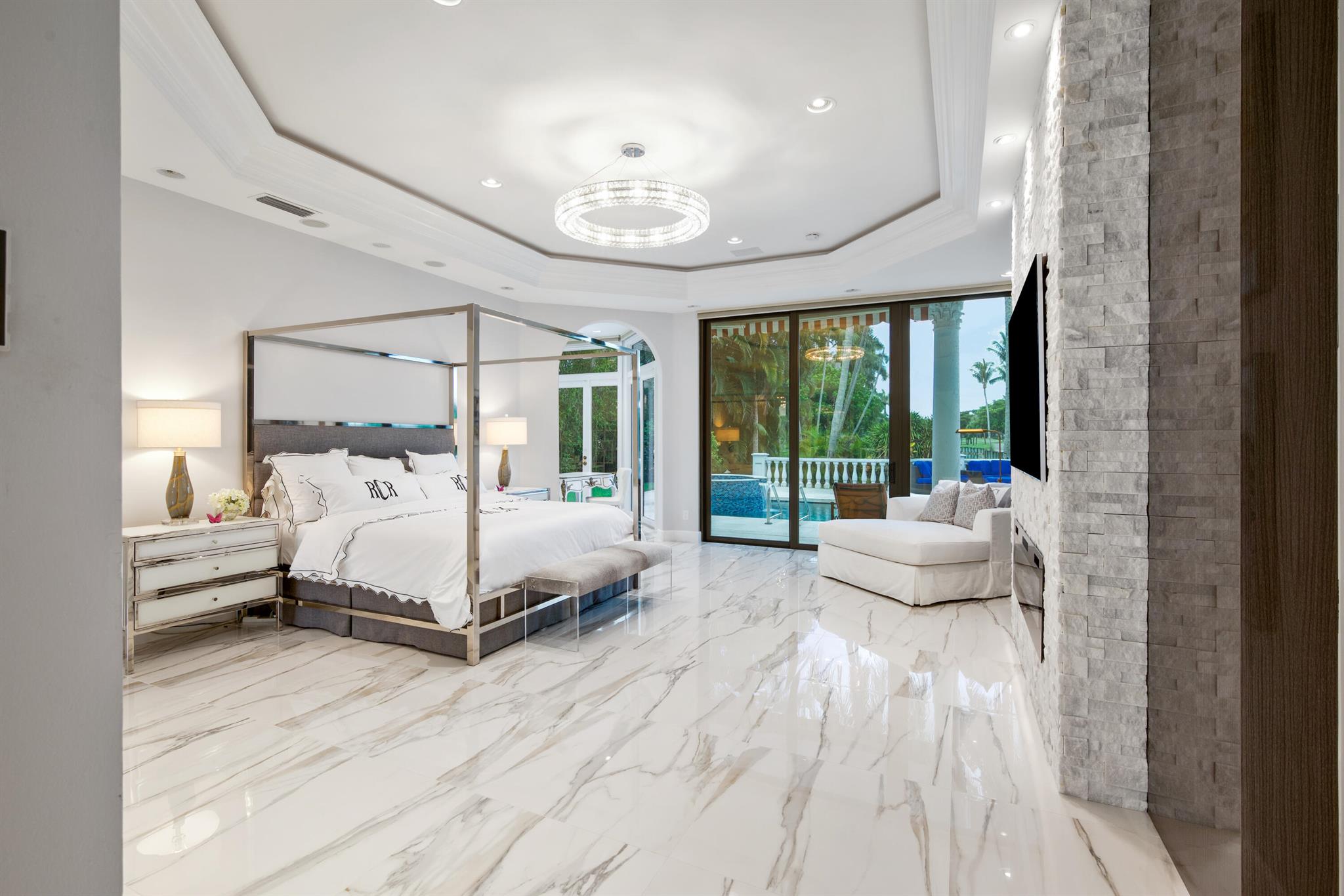 7000 Lions Head Lane