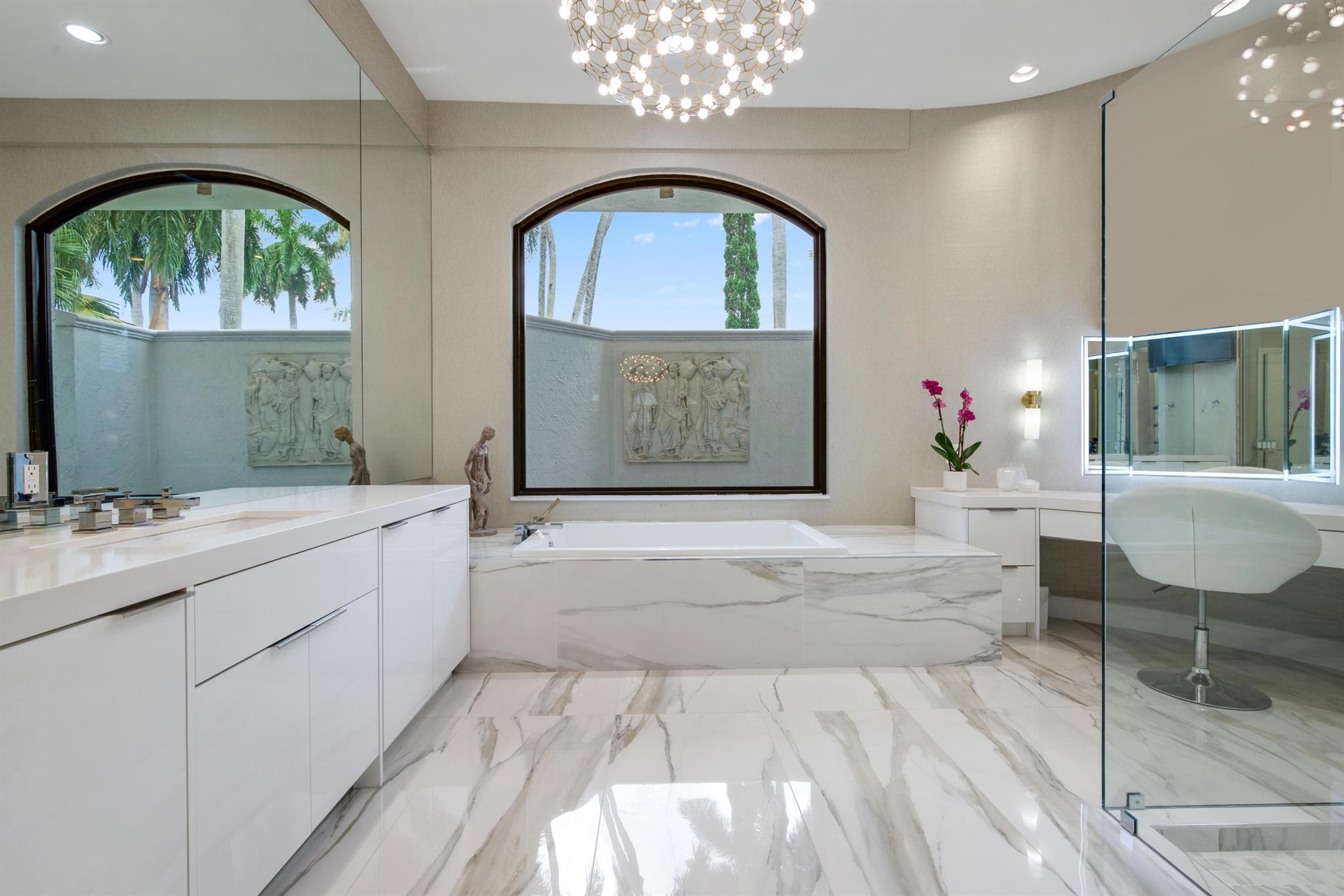 7000 Lions Head Lane