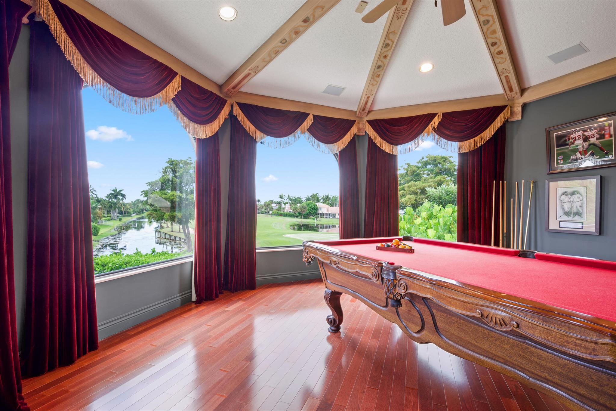 7000 Lions Head Lane