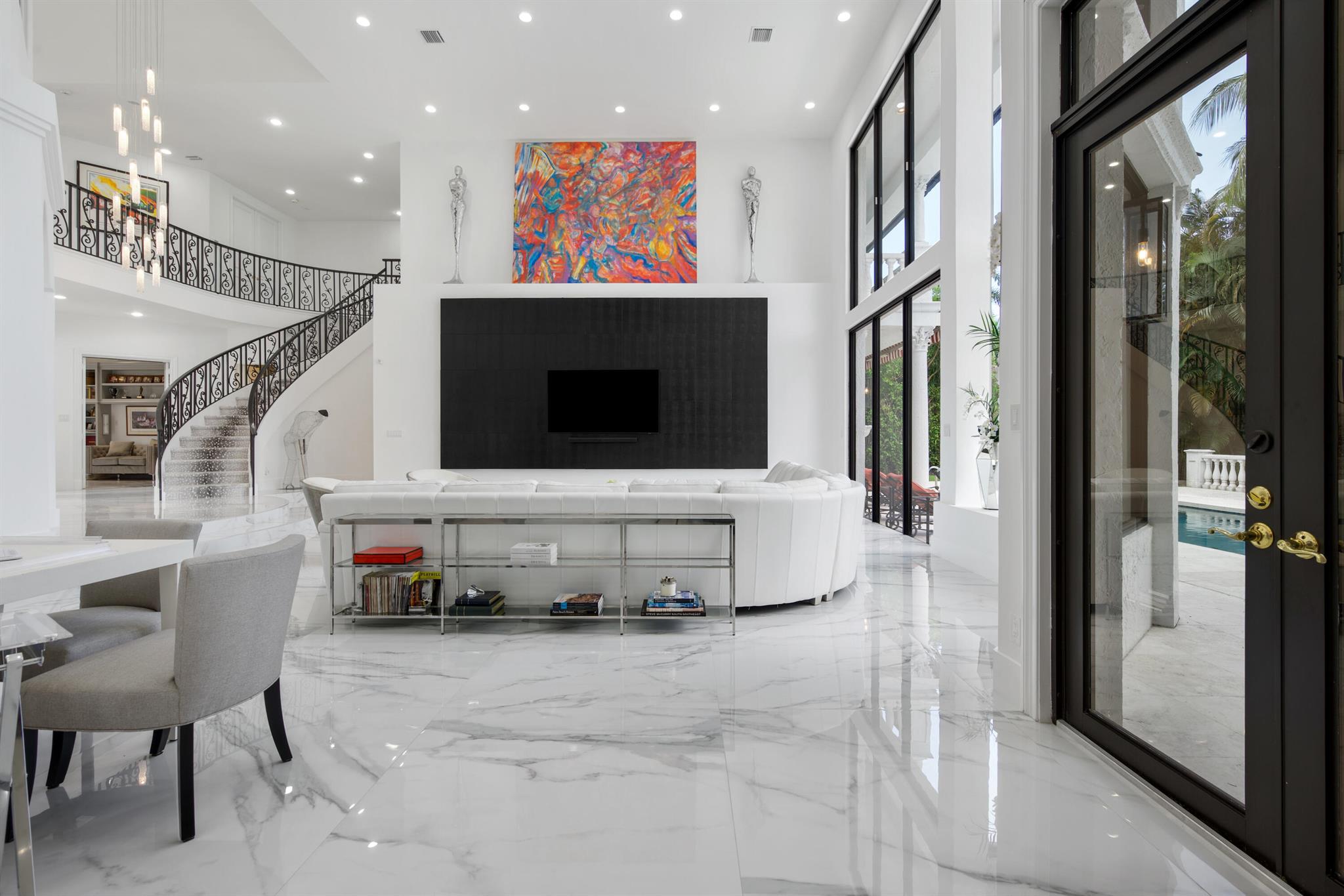 7000 Lions Head Lane