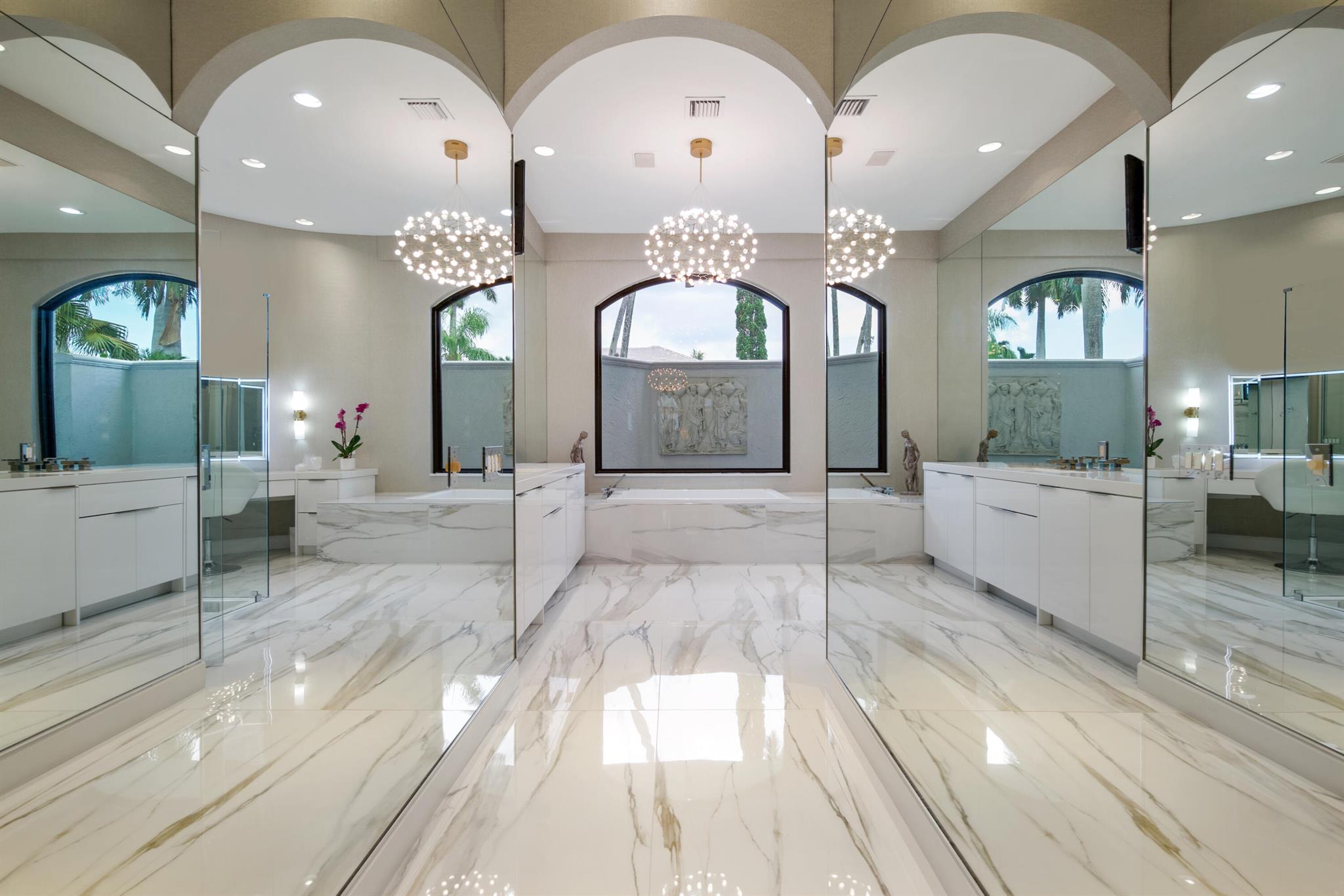 7000 Lions Head Lane